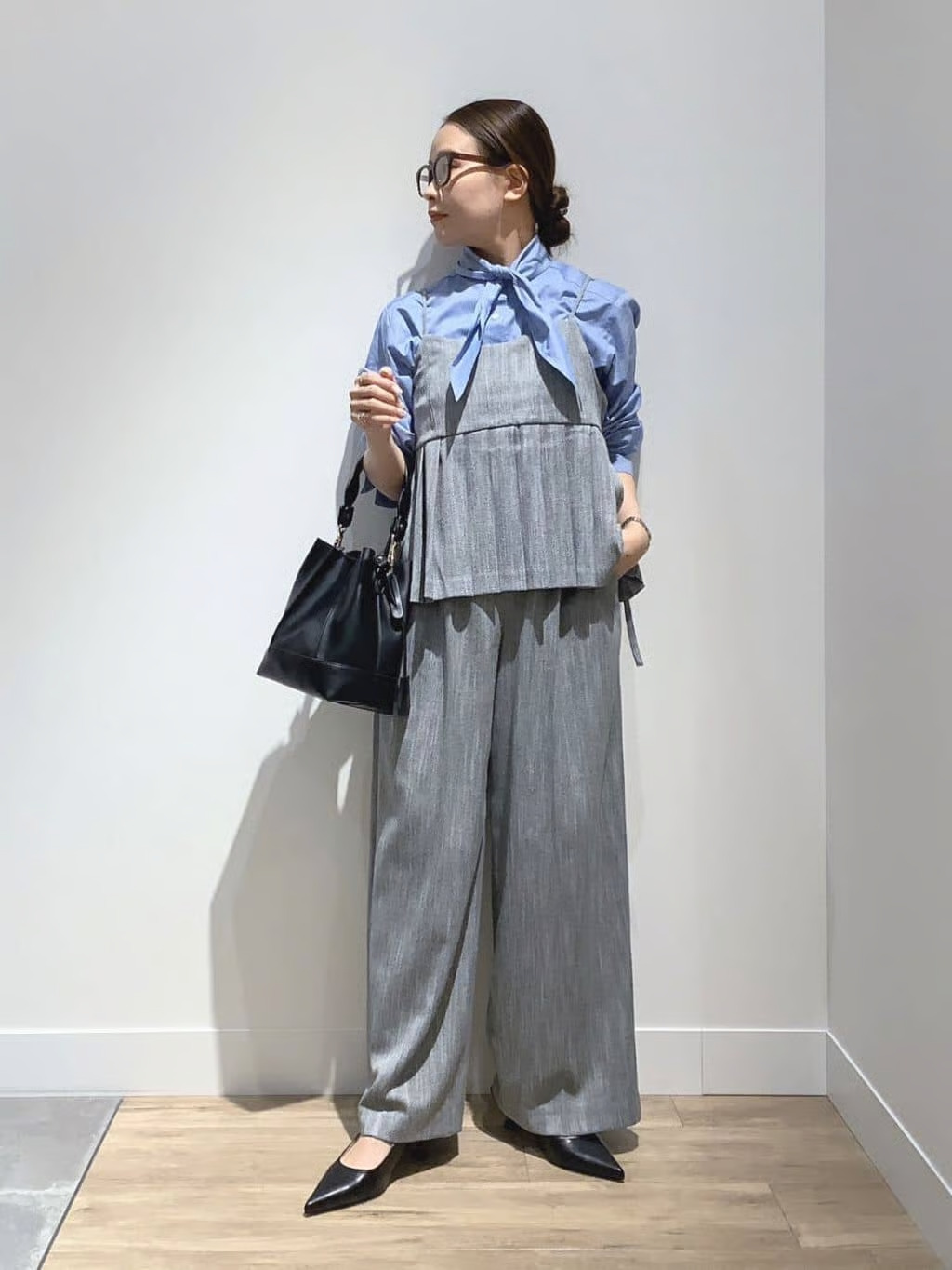 棟久 スタイリング③ LUスラブプリーツキャミソール+LUスラブハイウエストワイドパンツ LUSTEEK セットアップ