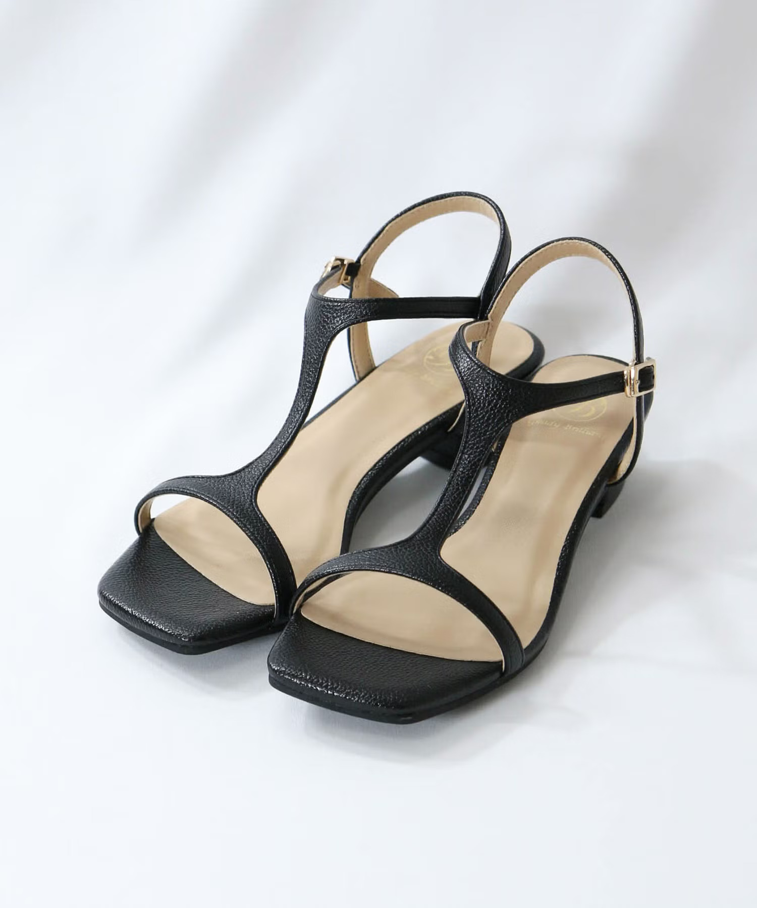 Gready Brilliant Tストラップサンダル