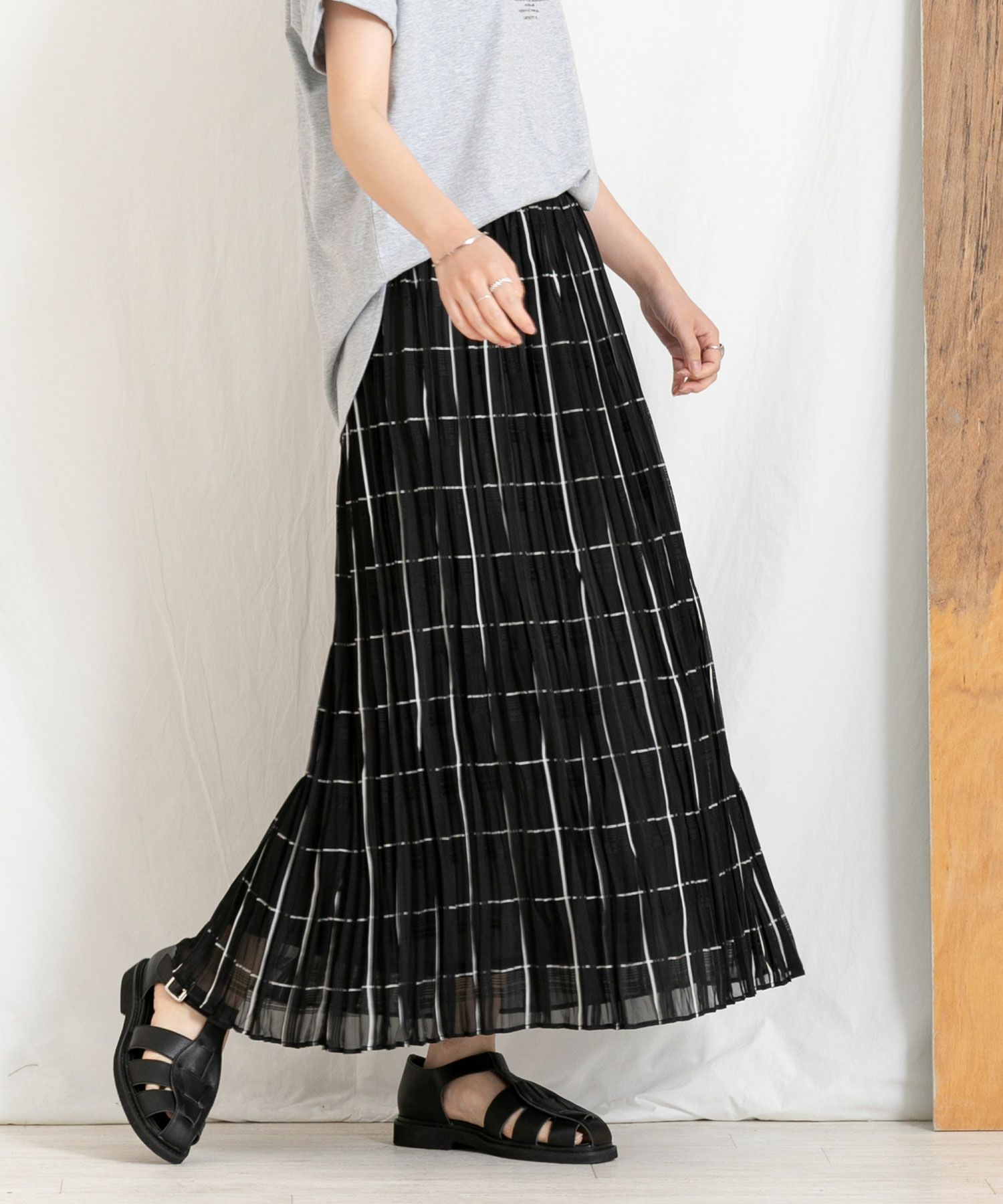 未使用 グレディブリリアン AuieF タフタBIGチェックスカート