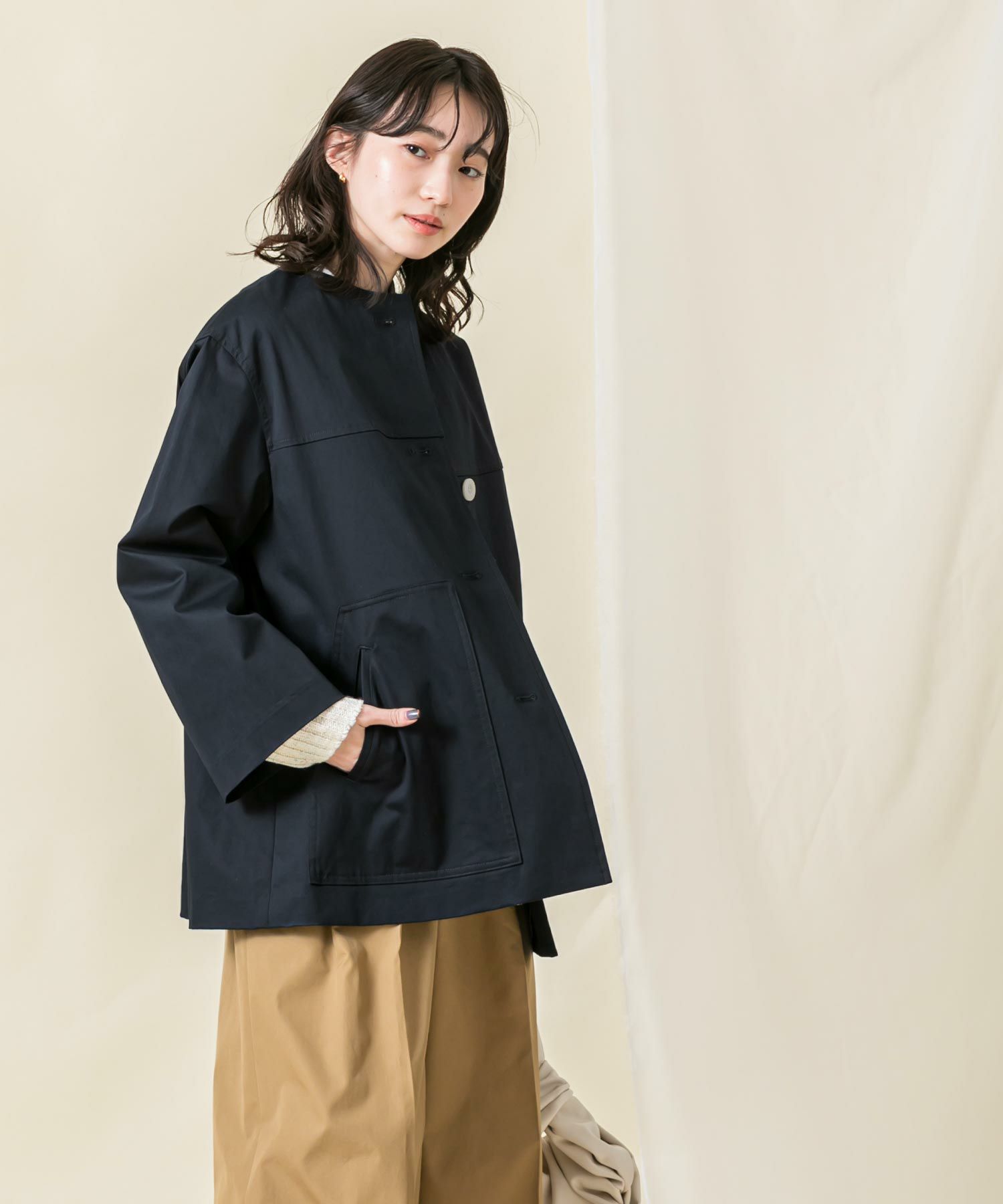 ネイビー