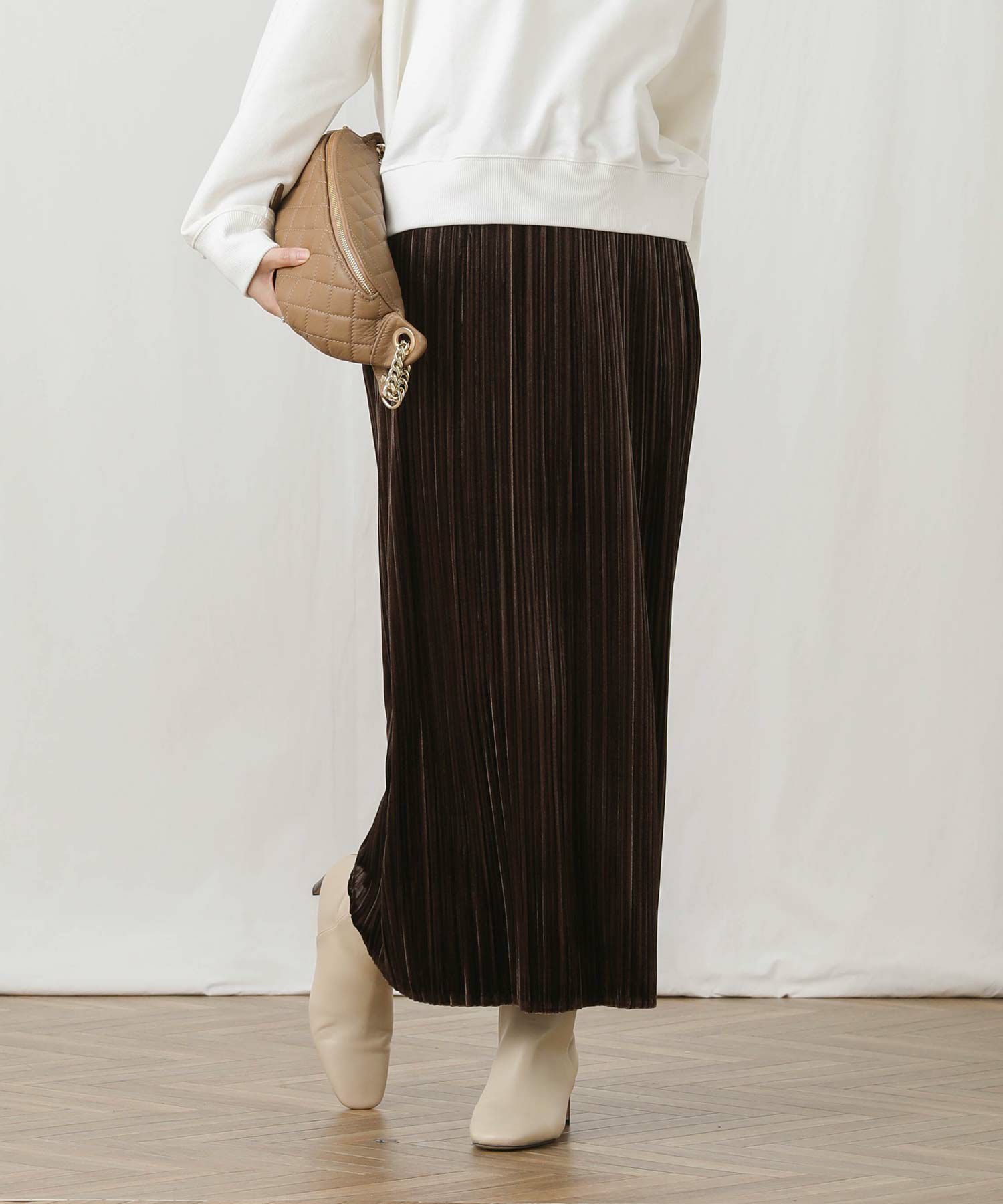 Gready BrilliantのGready Brilliant<br>【2024年3月18日で販売終了】<br>ベロアプリーツタイトスカート