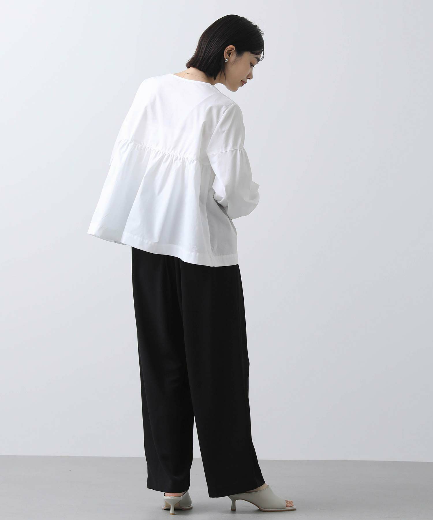 Gready Brilliant【Special price】センターリボンVネック