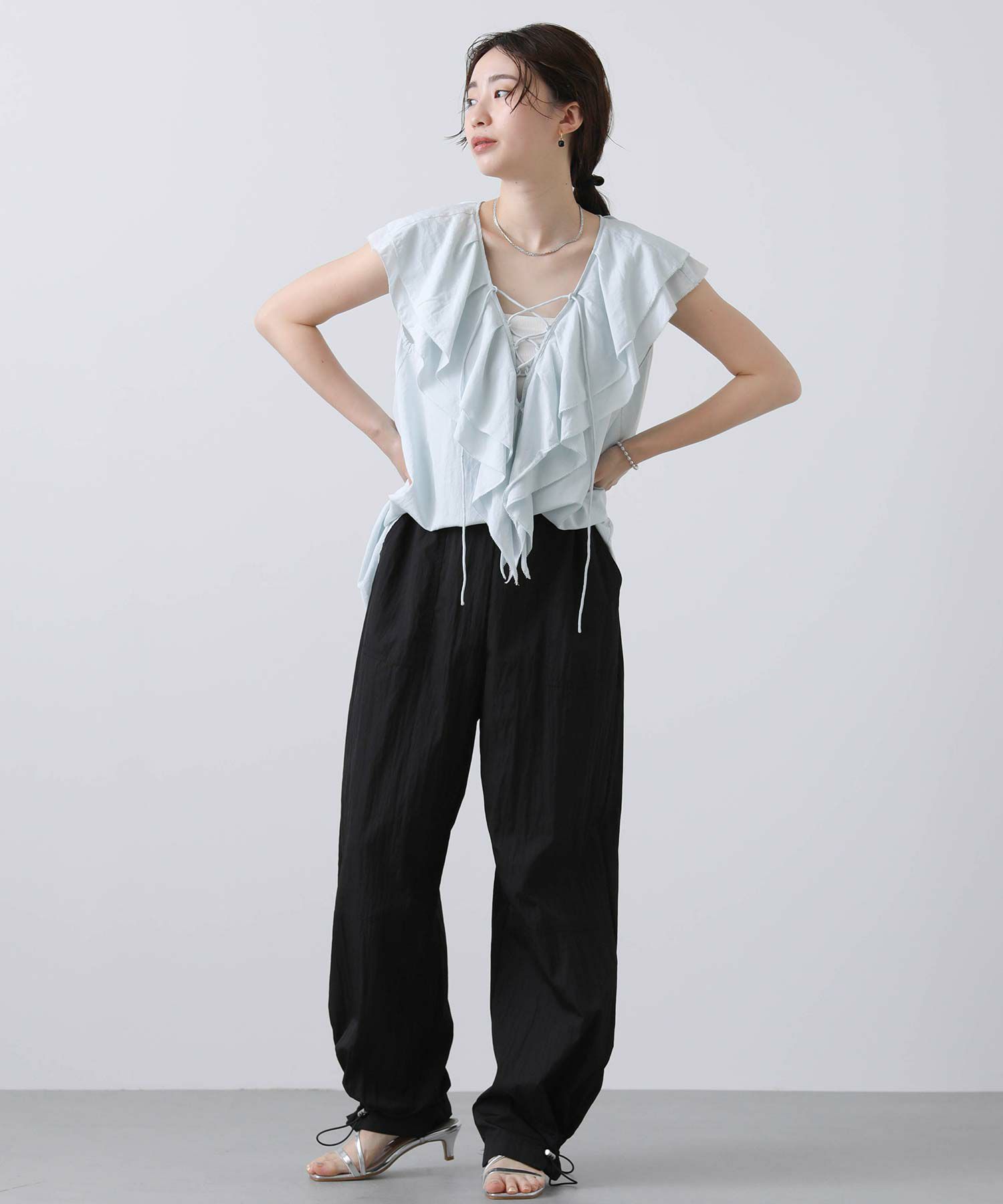 【美品✨】Gready Brilliant ＣＲＶフレアノースリーブブラウス Gready BrilliantLIBERTY花パフスリーブ7分袖ブラウス