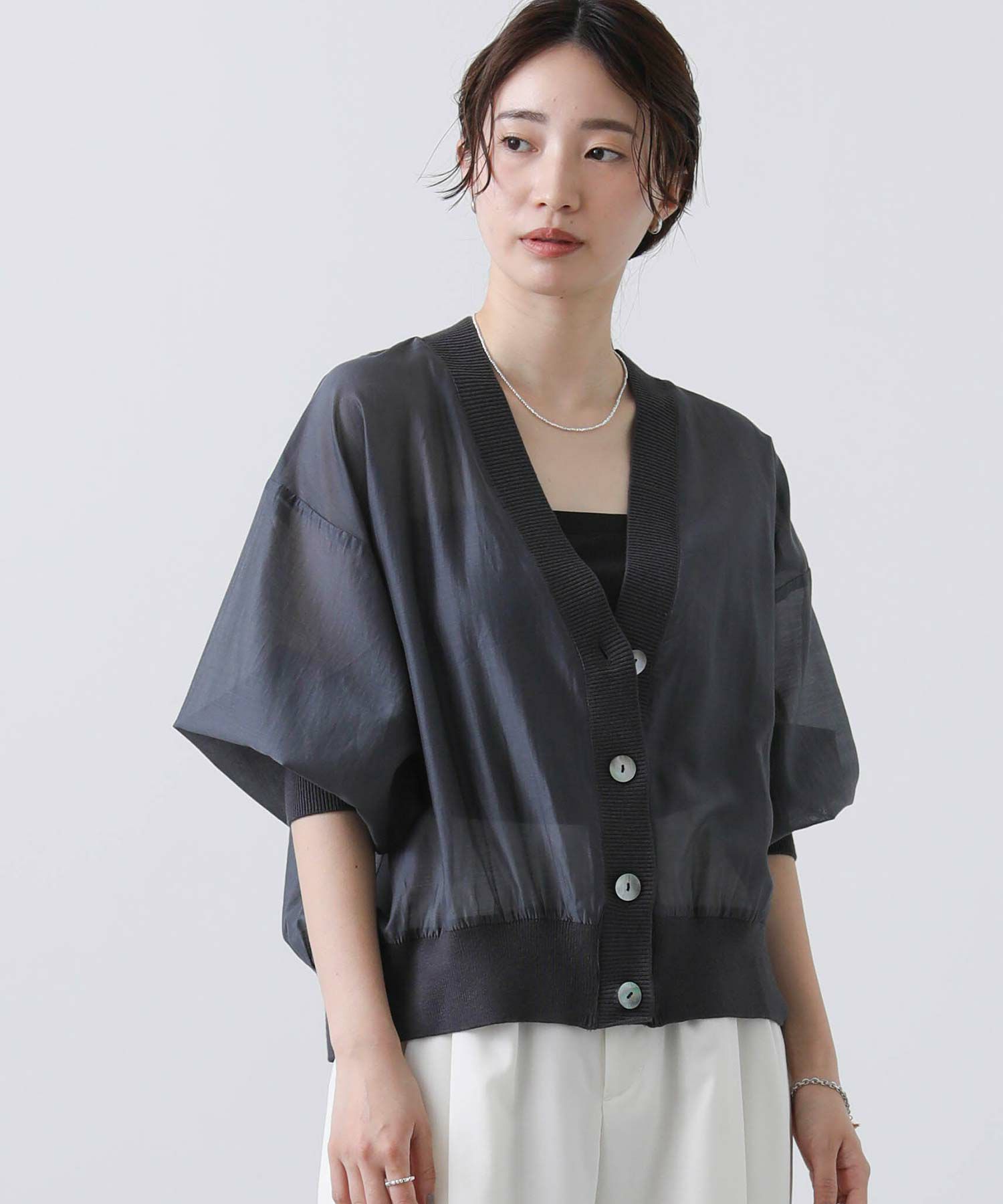 Gready BrilliantシアーバックフリルVネックカーディガン | SEKIMIKI  