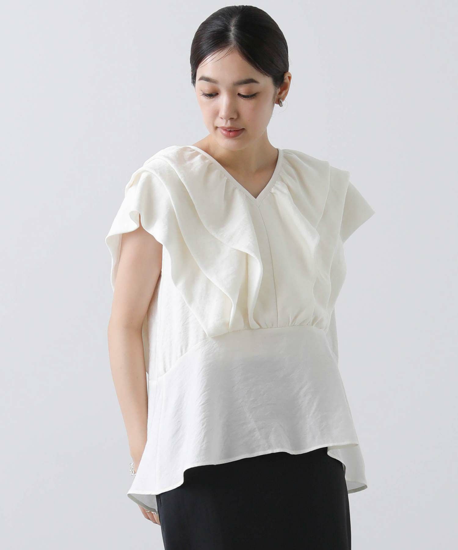 Gready Brilliant【Special price】シアーVネックティアード