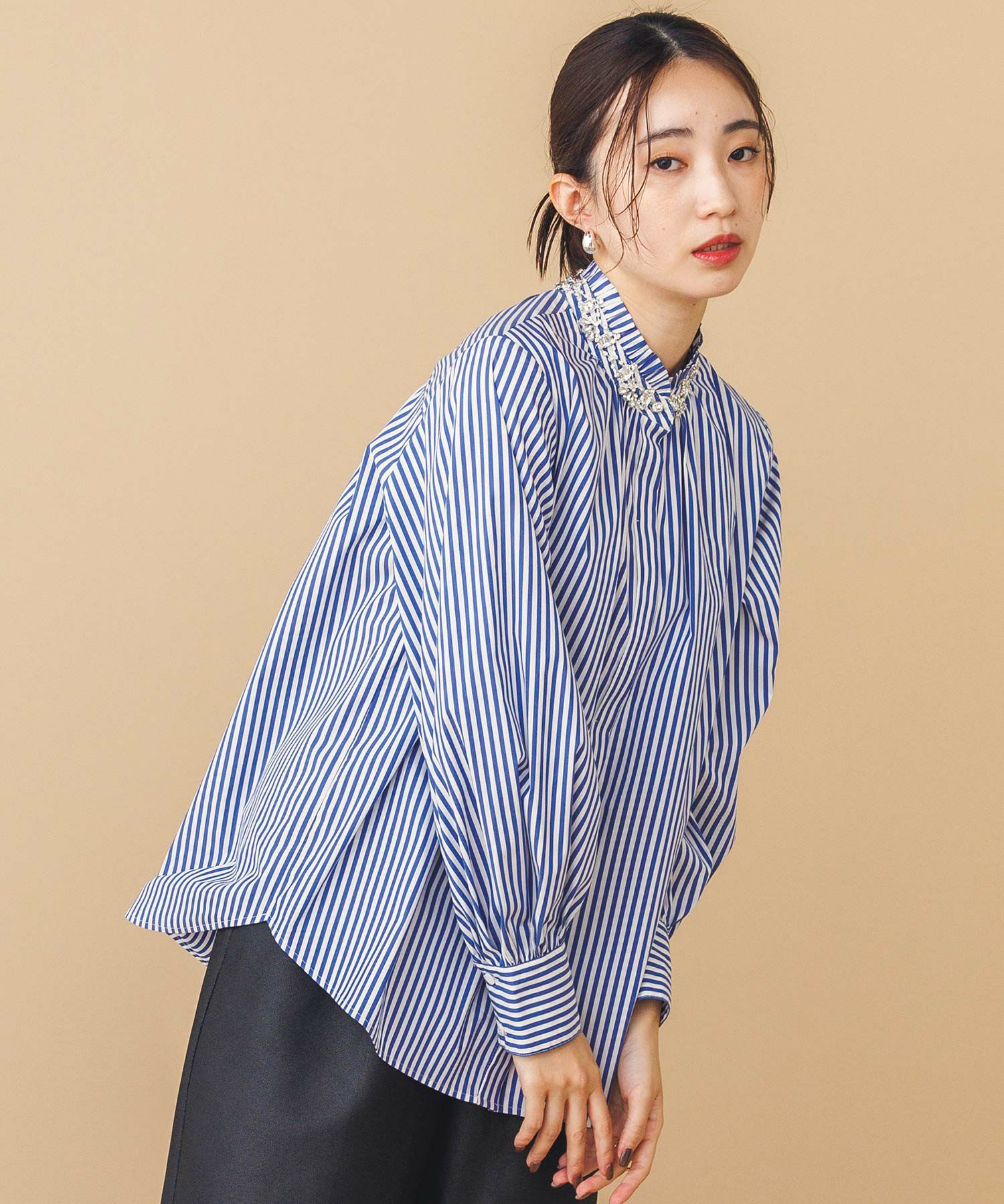 OHGA♡大人気 美品 フリルブラウス
