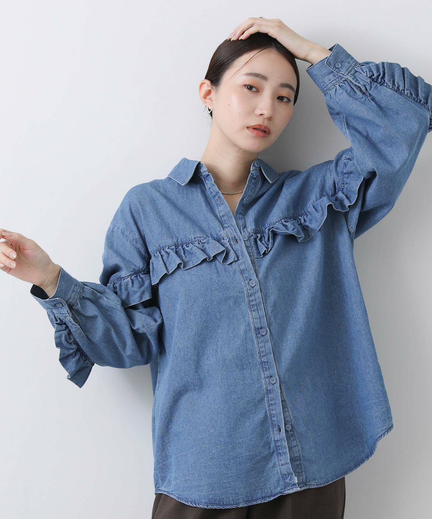 追加7回】【RM denim】フリルギャザーデニムブラウス（4-0038-6