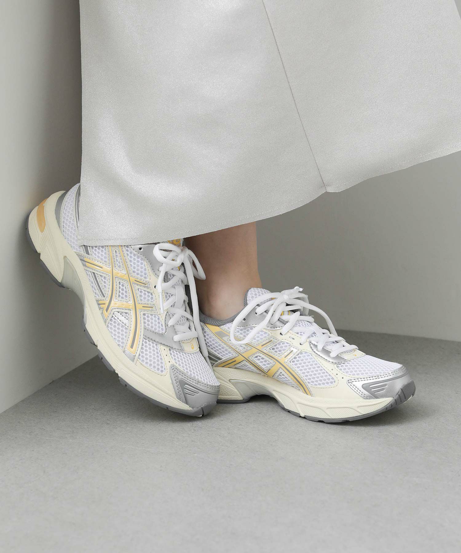 シルバー×イエロー