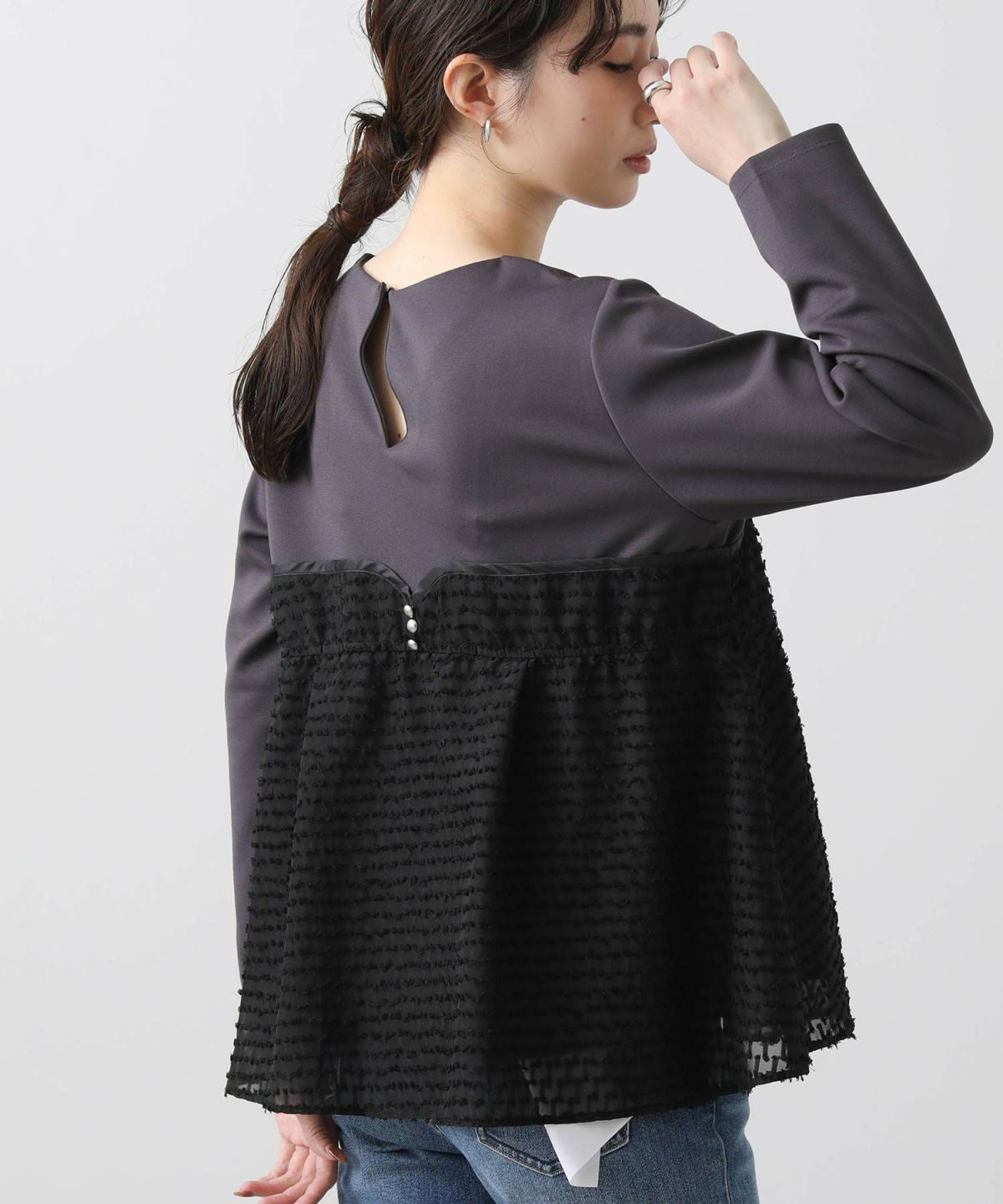 グレー×ブラック