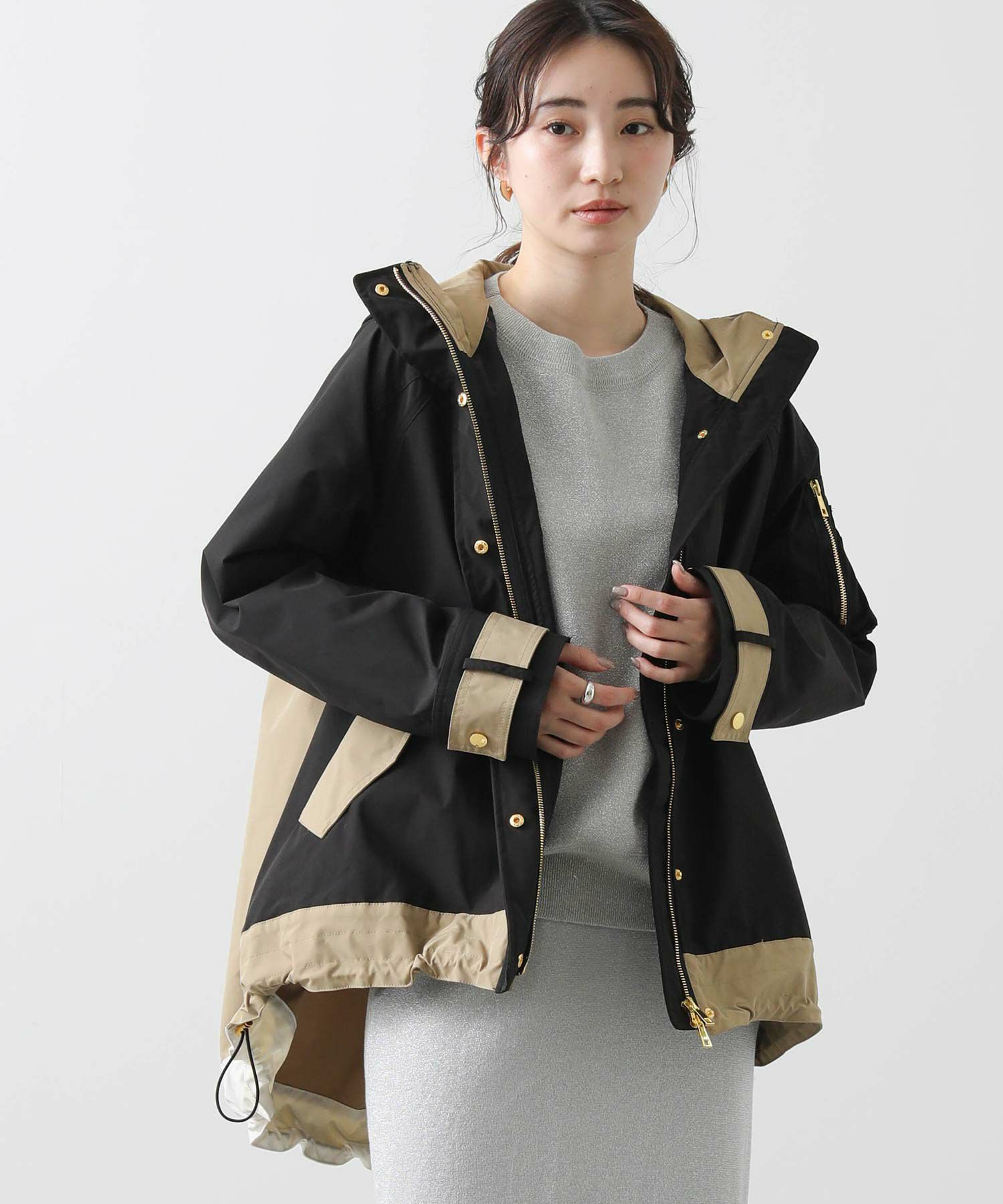 お値下げ】ゴールドの刺繍入りジャケットとワンピースのセット （WEB 