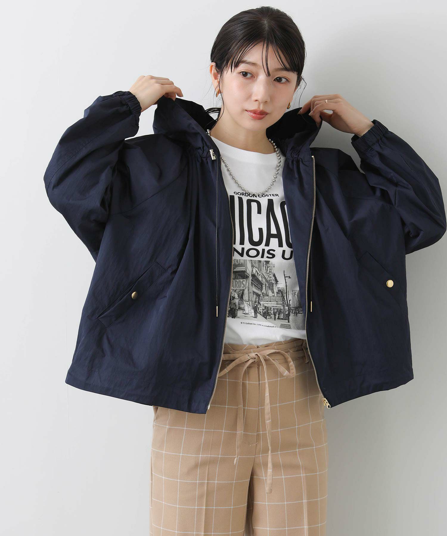 ネイビー