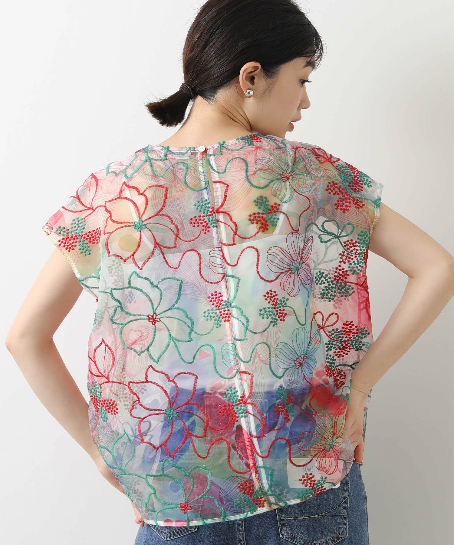 Gready BrilliantLU花刺繍フレンチスリーブブラウス