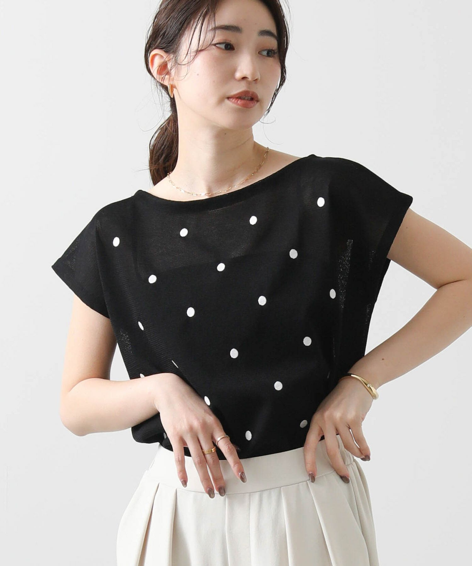 Gready Brilliantシアードット刺繍フレンチスリーブニット