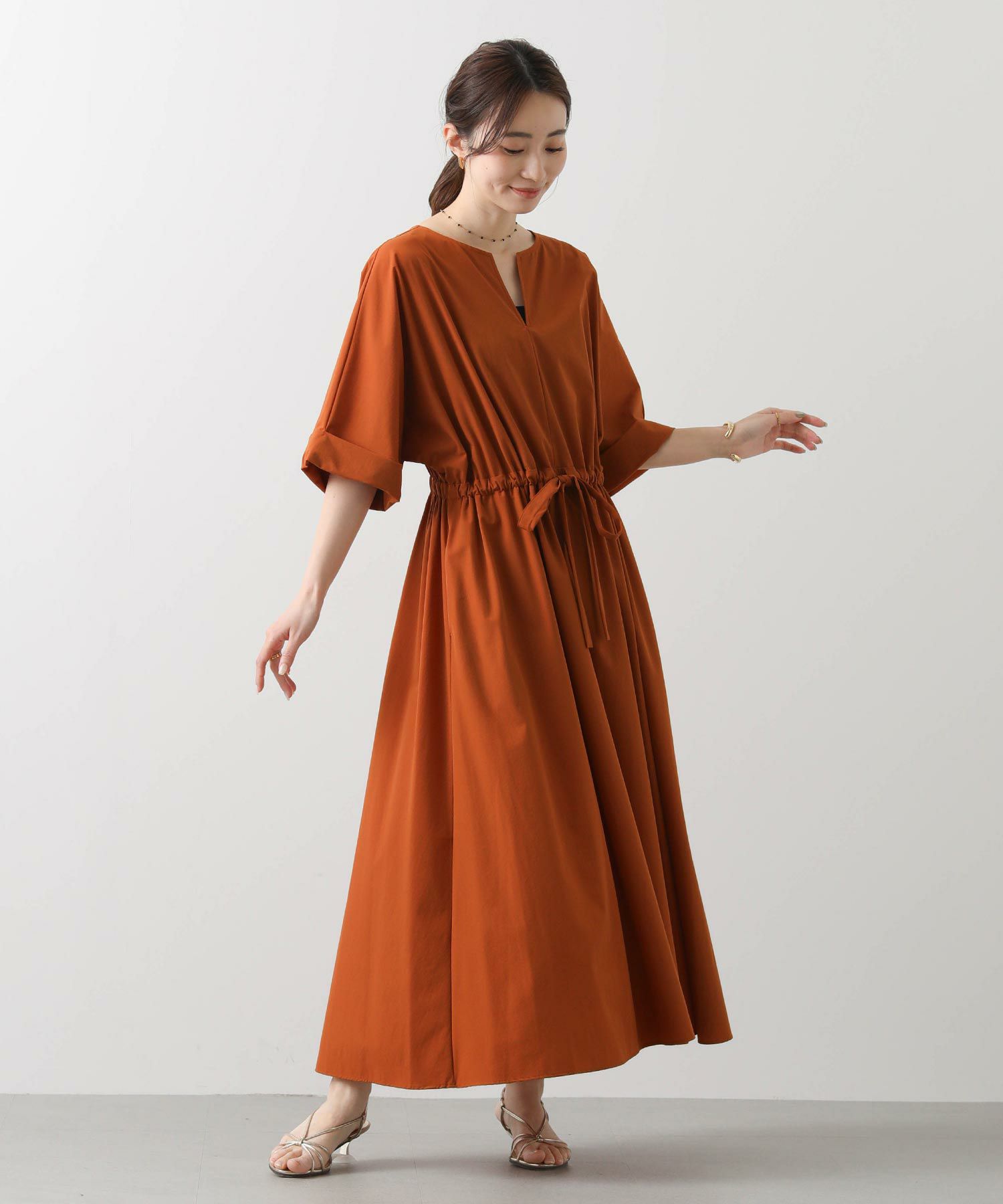 Gready BrilliantNキーネック5分袖ワンピース | SEKIMIKI Online Gready BrilliantNキーネック5分袖ワンピース | SEKIMIKI Online