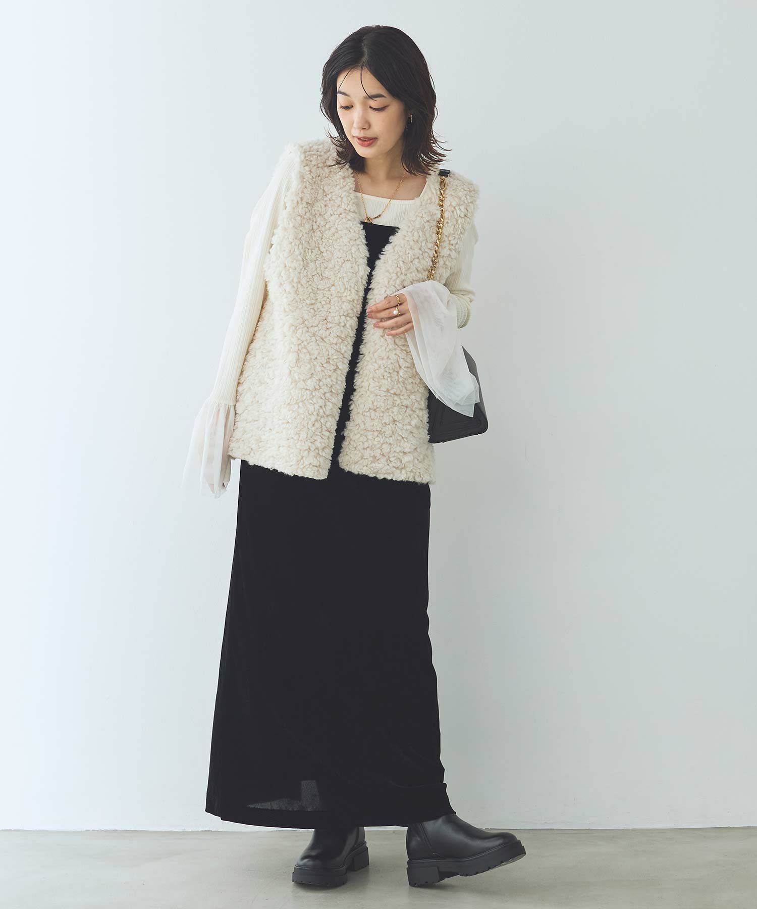 ☆UR☆竹下玲奈さん着用FLUFFYダブルフェイスガウンカーディガン本日限定！ Gready Brilliant【竹下 玲奈select item】LUカーリーファー