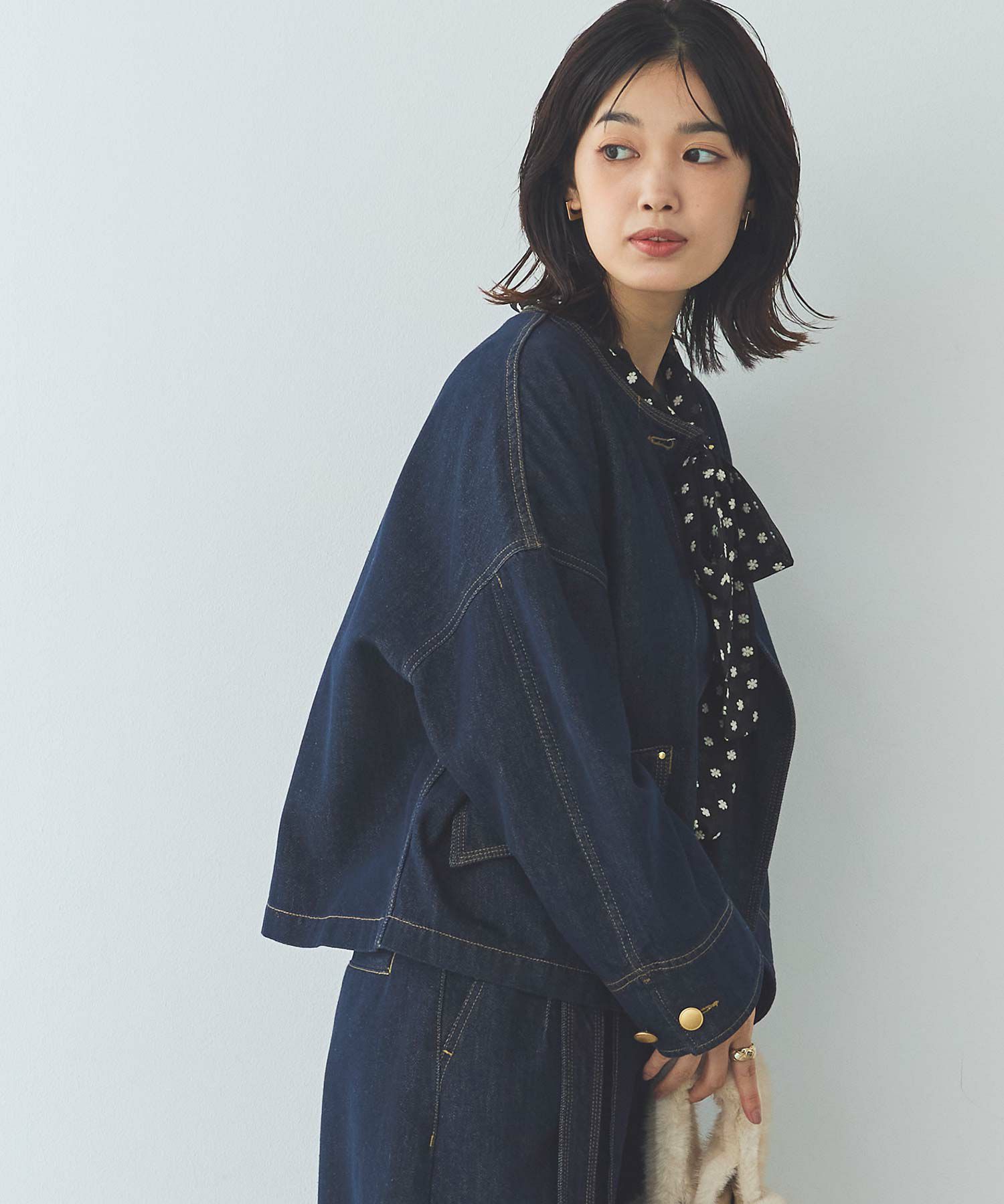 30%オフ！グレディブリリアン衿付ストレッチデニムジャケット新品タグ付き 30%オフ！グレディブリリアン衿付ストレッチデニムジャケット