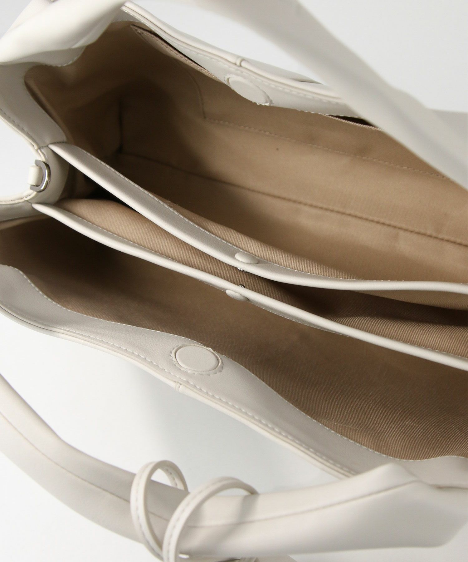 Gready BrilliantPUスクエアワンハンドルバッグ | SEKIMIKI Online