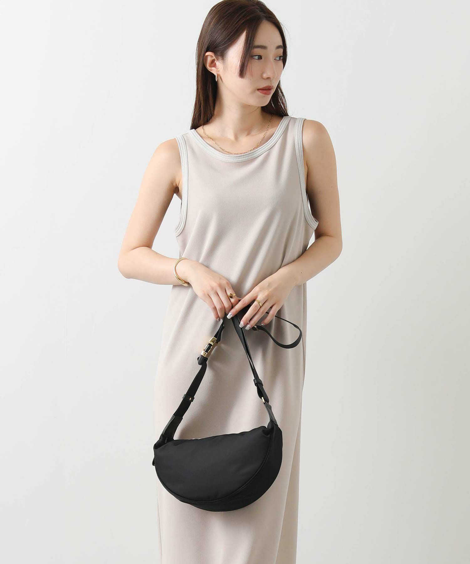 Gready BrilliantVナイロンボディバッグ | SEKIMIKI Online