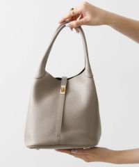 新品未使用　Gready Brilliant ワンハンドルバッグ　夏用　バック Gready Brilliant【オンライン限定先行予約】【予約で10%OFF
