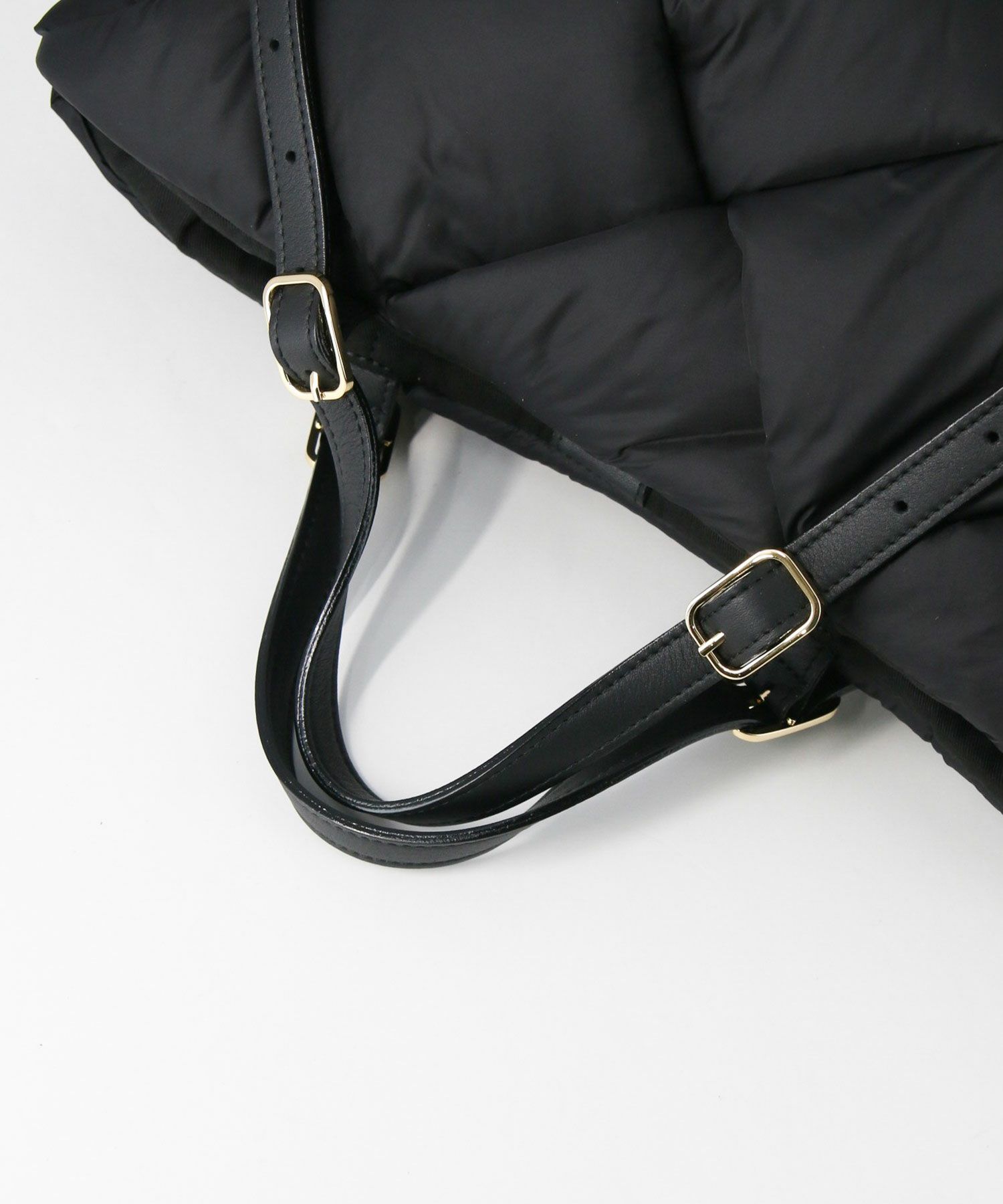 Gready BrilliantVキルトナイロントートバッグ | SEKIMIKI Online