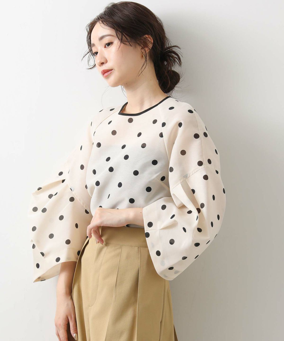 オフ×ブラック