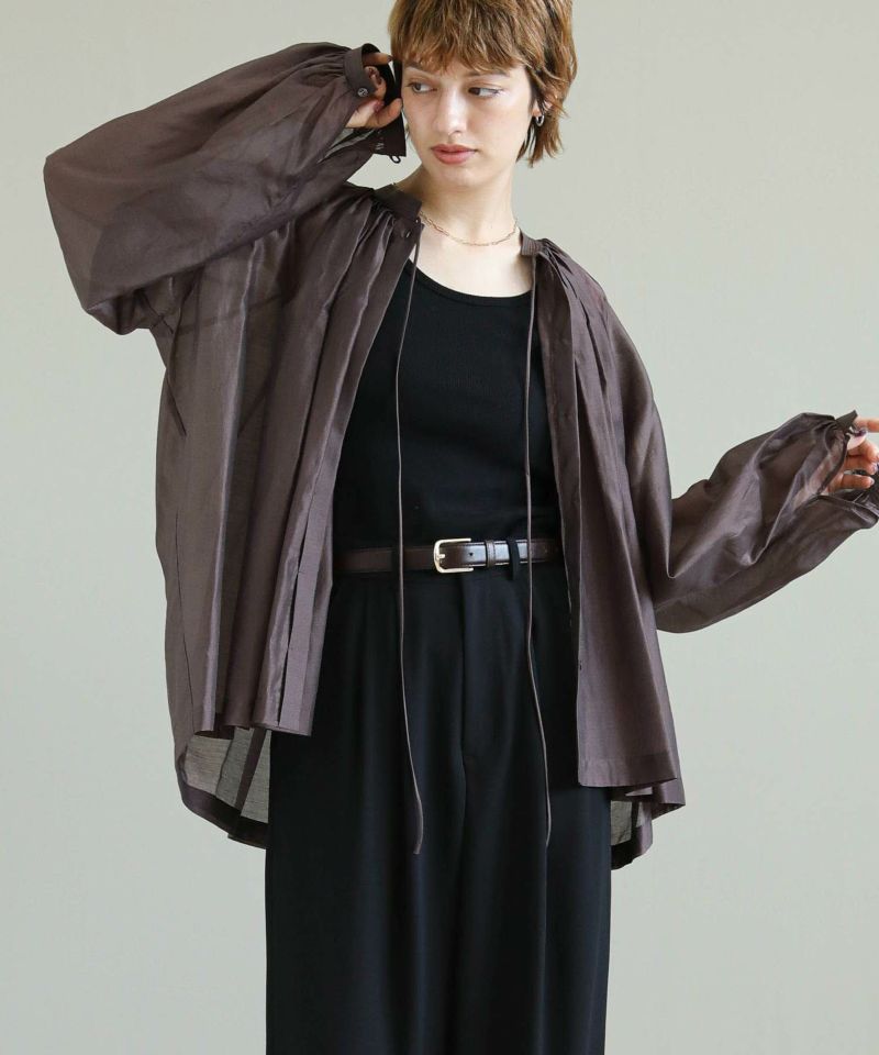 ダークブラウン