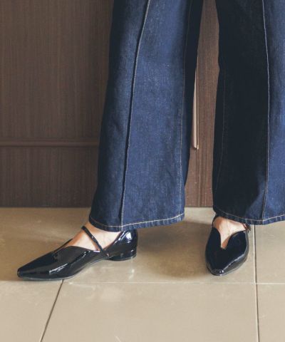 Gready Brilliant<br>エナメルスリットパンプス