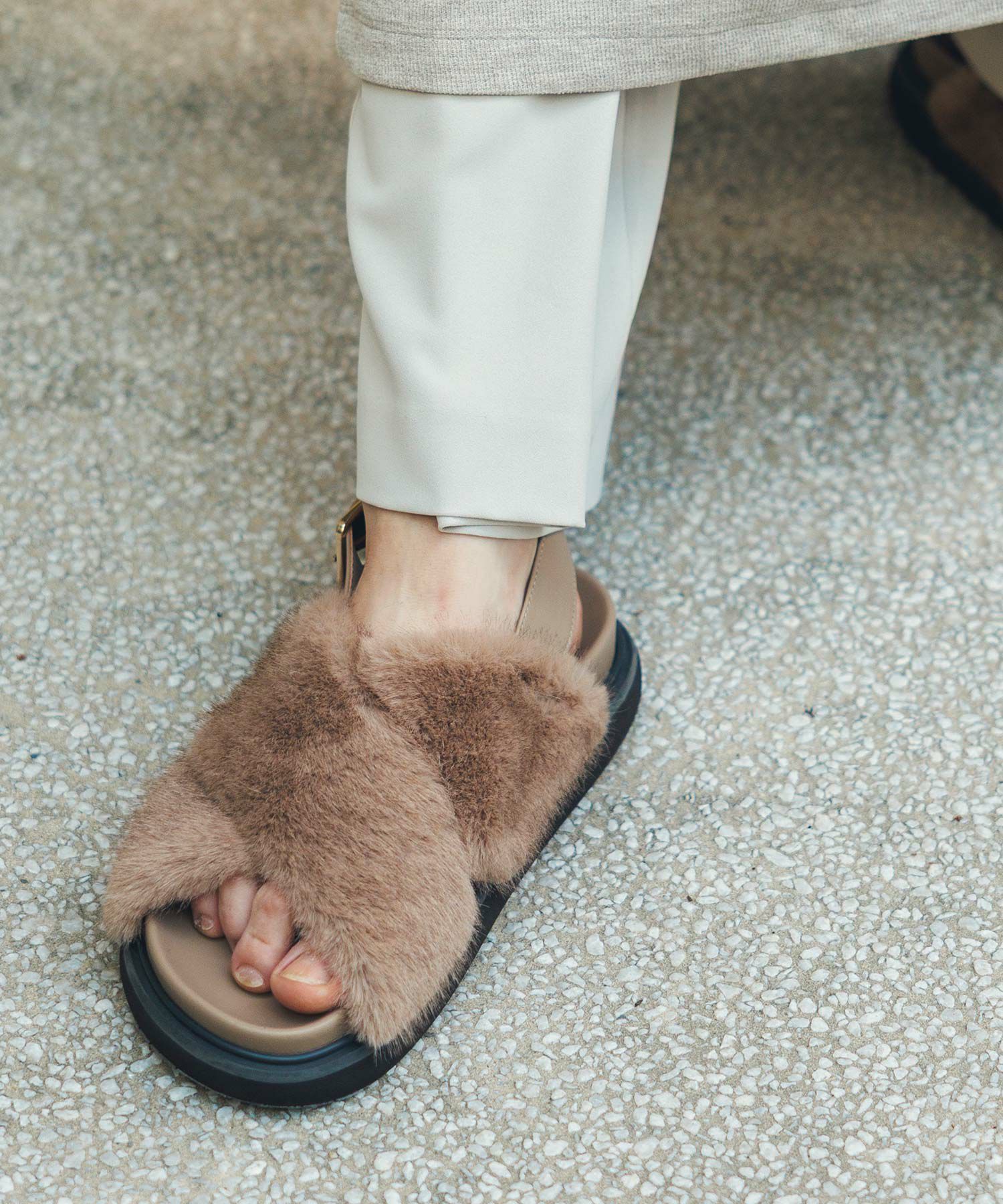 Gready Brilliantファーサンダル | SEKIMIKI Online