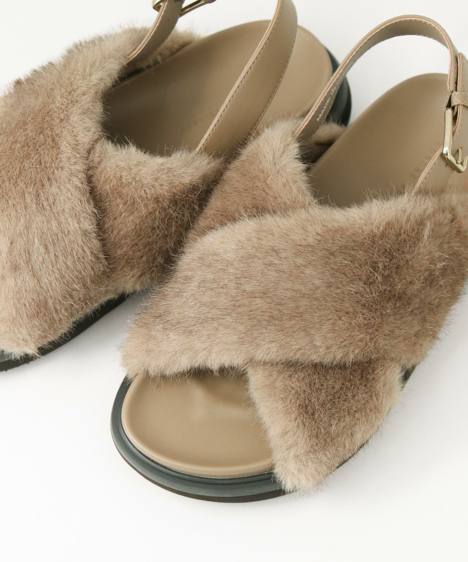 Gready Brilliantファーサンダル | SEKIMIKI Online