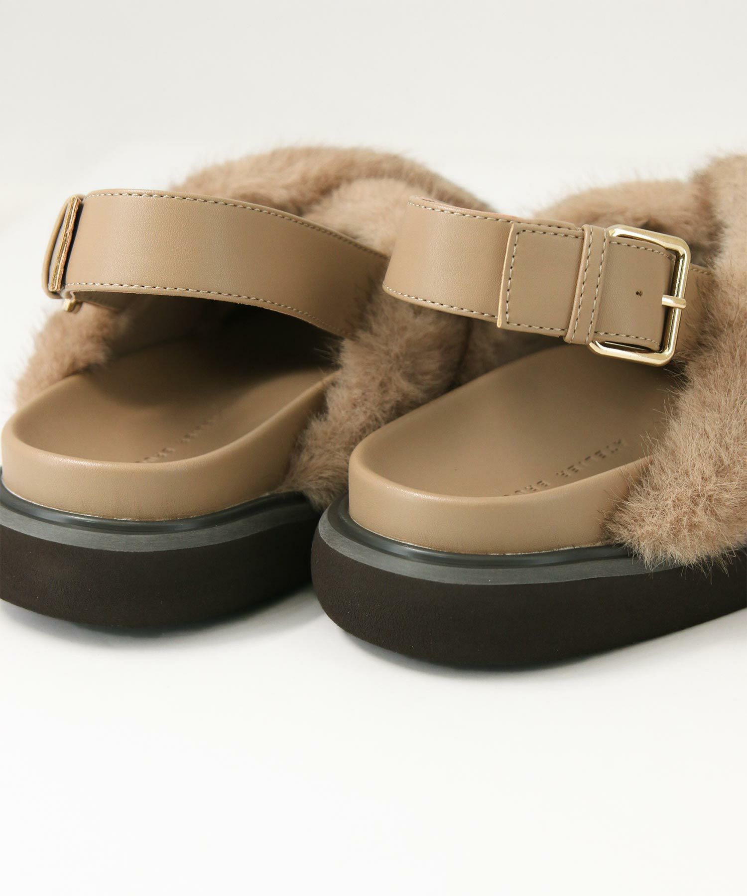 Gready Brilliantファーサンダル | SEKIMIKI Online