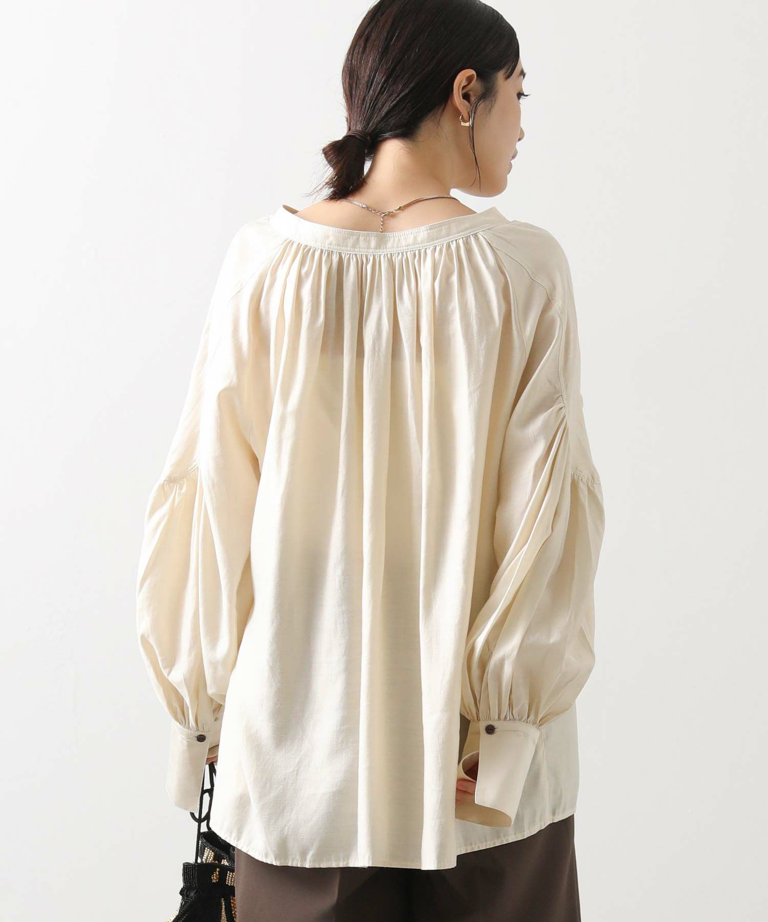 Gready Brilliant【会員価格セール対象商品】スキッパーボリューム