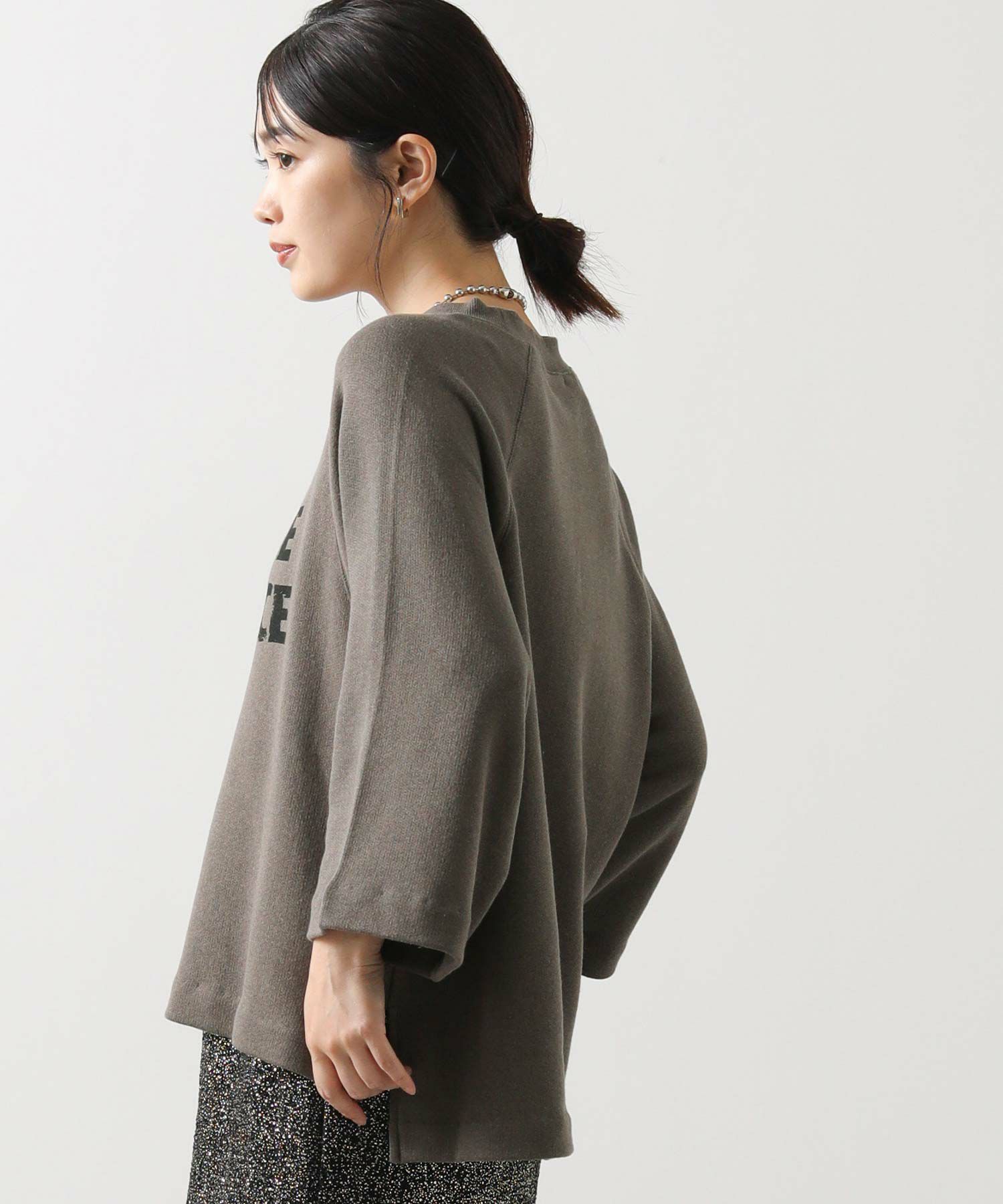 Gready Brilliants.レタープリント7分袖スウェット | SEKIMIKI Online