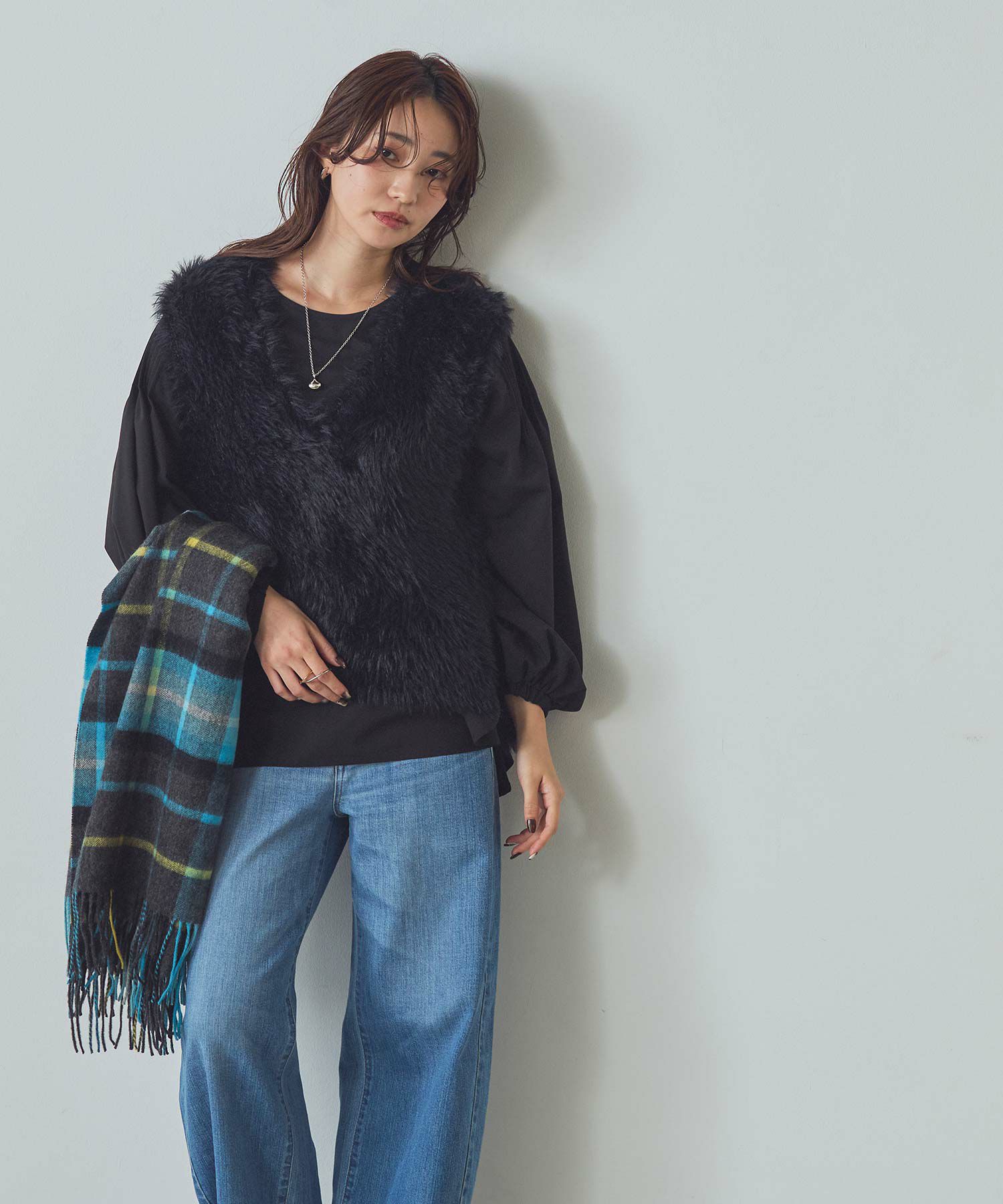 Gready BrilliantVネックシャギーベストSETトップス | SEKIMIKI Online