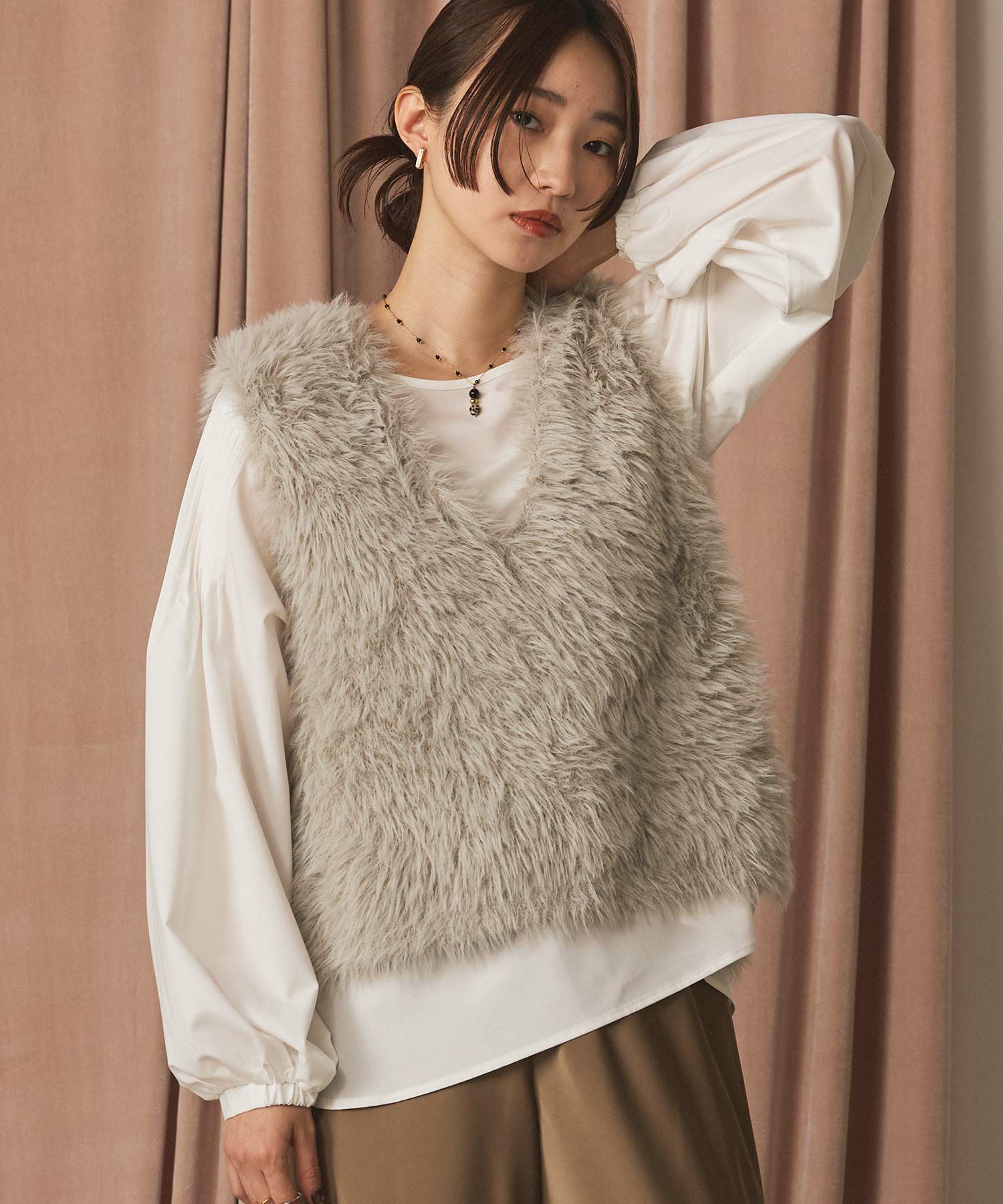 Gready BrilliantVネックシャギーベストSETトップス | SEKIMIKI Online