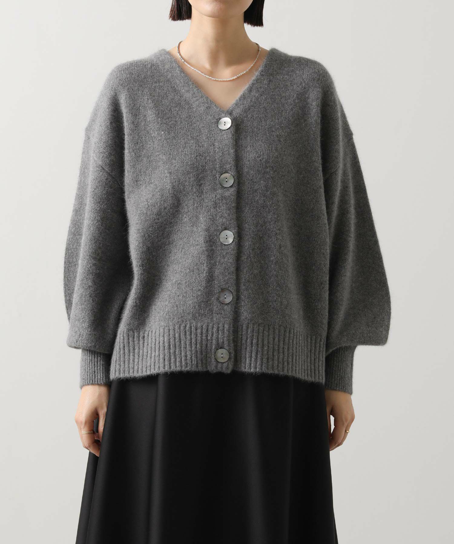 Gready Brilliant【竹下 玲奈select item】LUFOXVネック