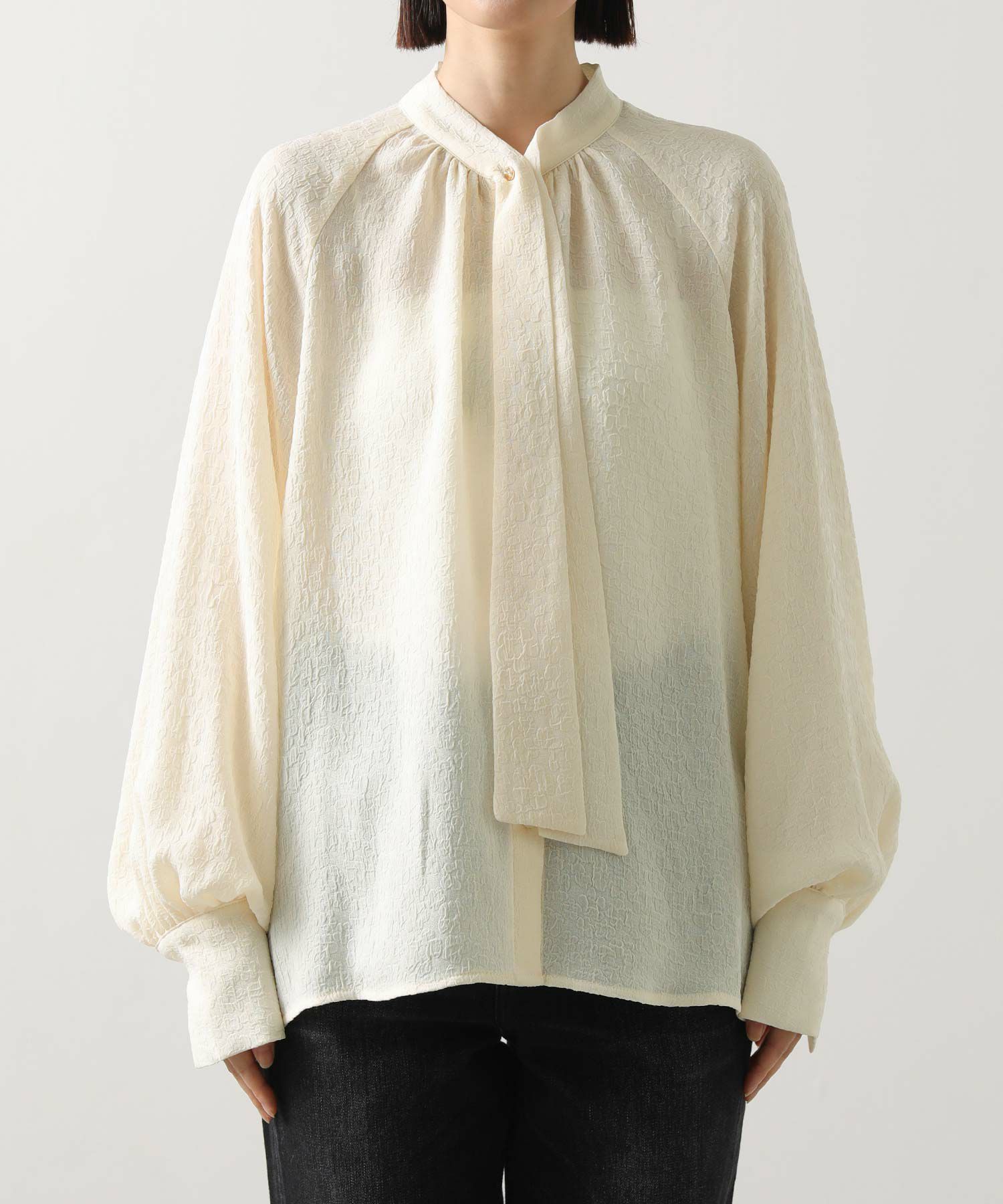 Gready Brilliants.LUシアー花ジャガードボウタイブラウス