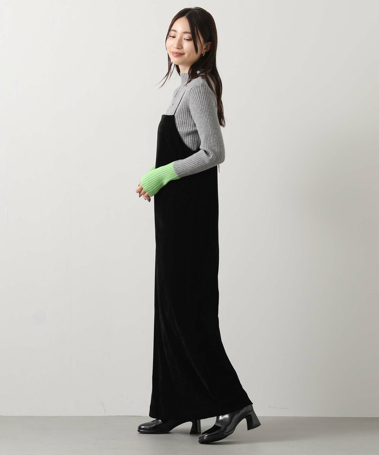 Gready Brilliant【竹下 玲奈select item】リブボトルネック袖バイ