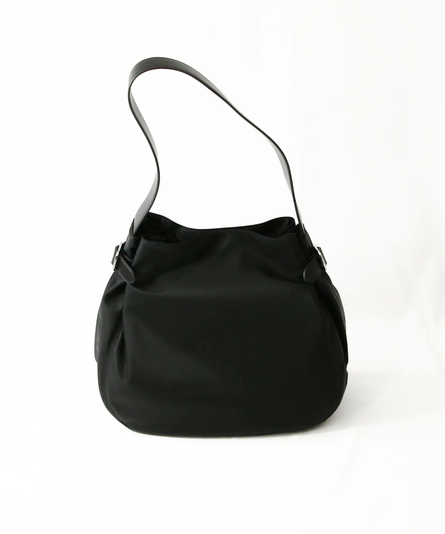 Gready Brilliantナイロンラウンドトート | SEKIMIKI Online