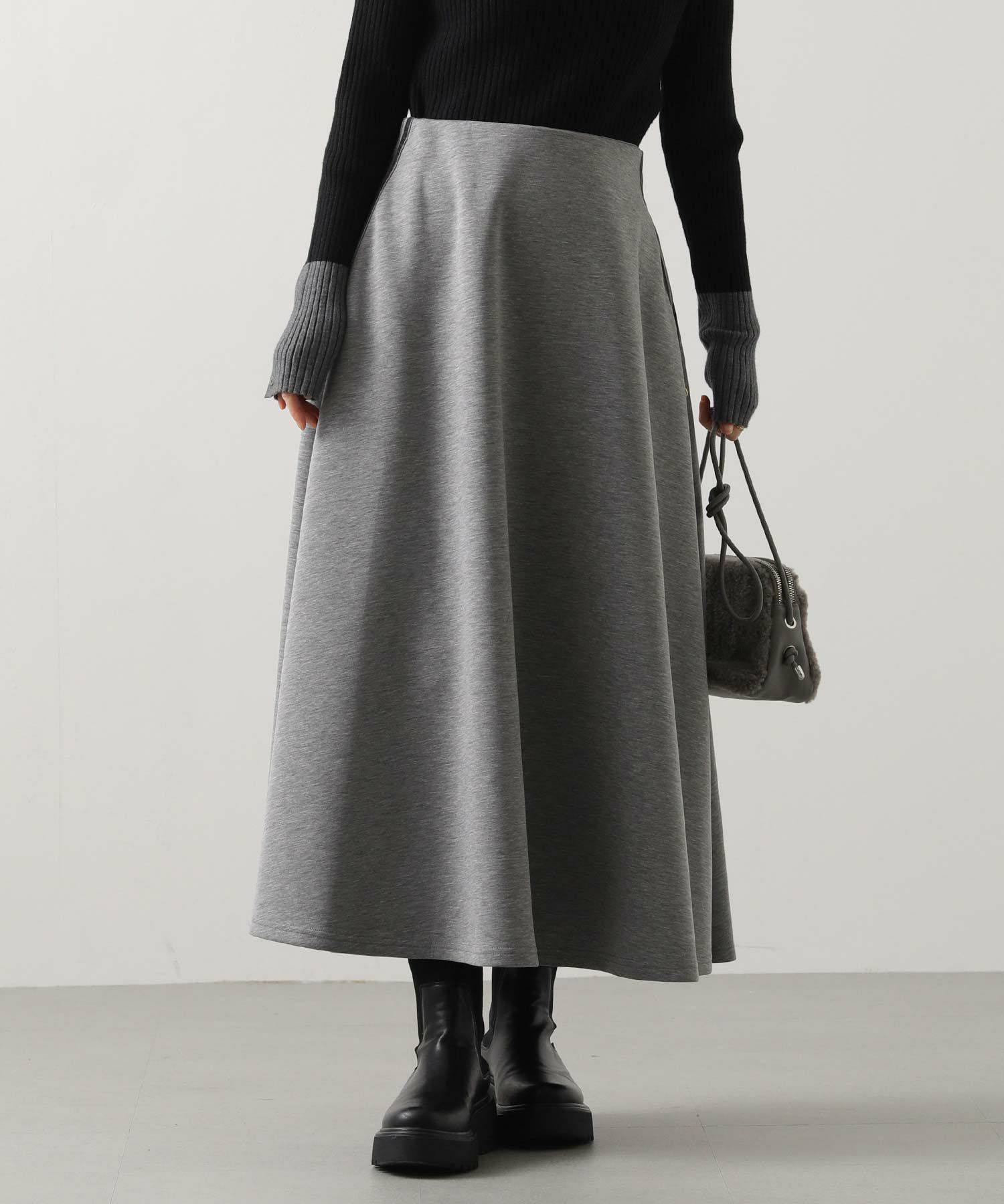 Gready Brilliantダンボールサイドラインフレアスカート | SEKIMIKI Online