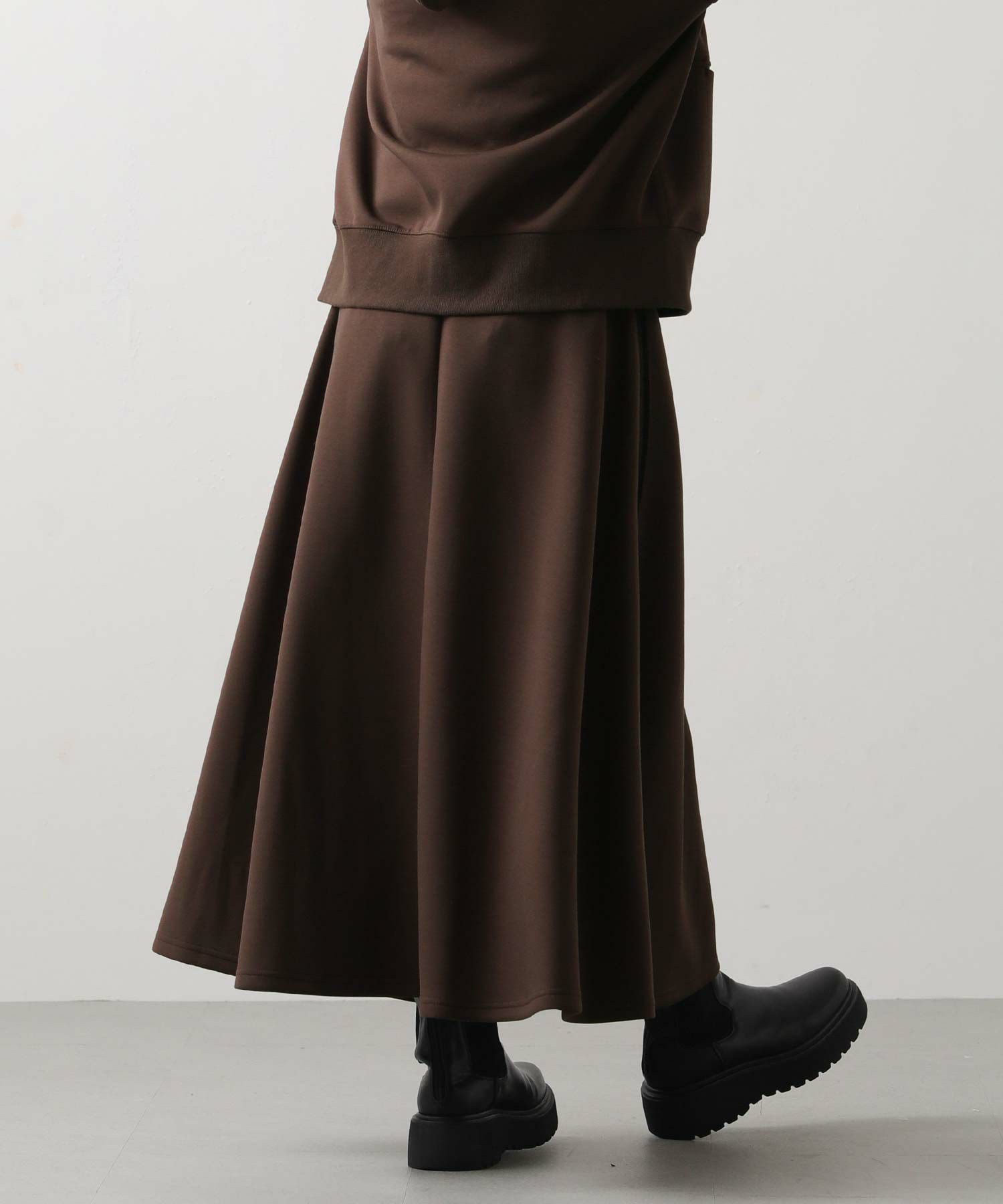 Gready Brilliantダンボールサイドラインフレアスカート | SEKIMIKI Online