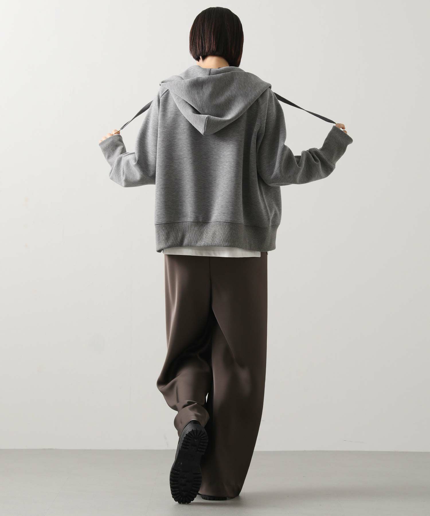 N♡プロフ必読◆リナシメント◆カシミヤ混ウール！グレー”パーカーニット feepur（フェピュール）の「【ハンドウォッシャブル】キーネックニット