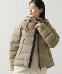 ダークベージュ