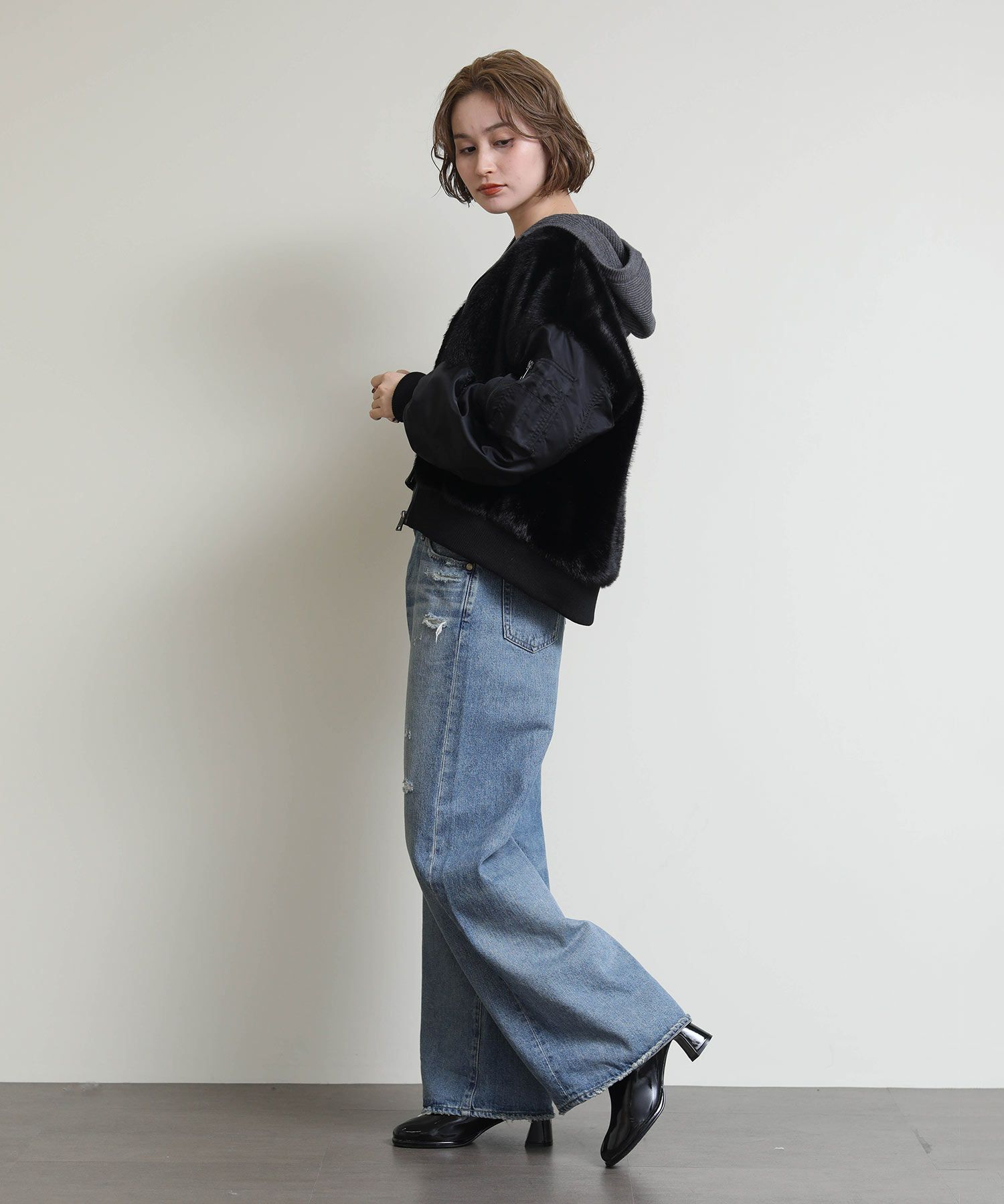 Re FiinaVネックファーブルゾン | SEKIMIKI Online