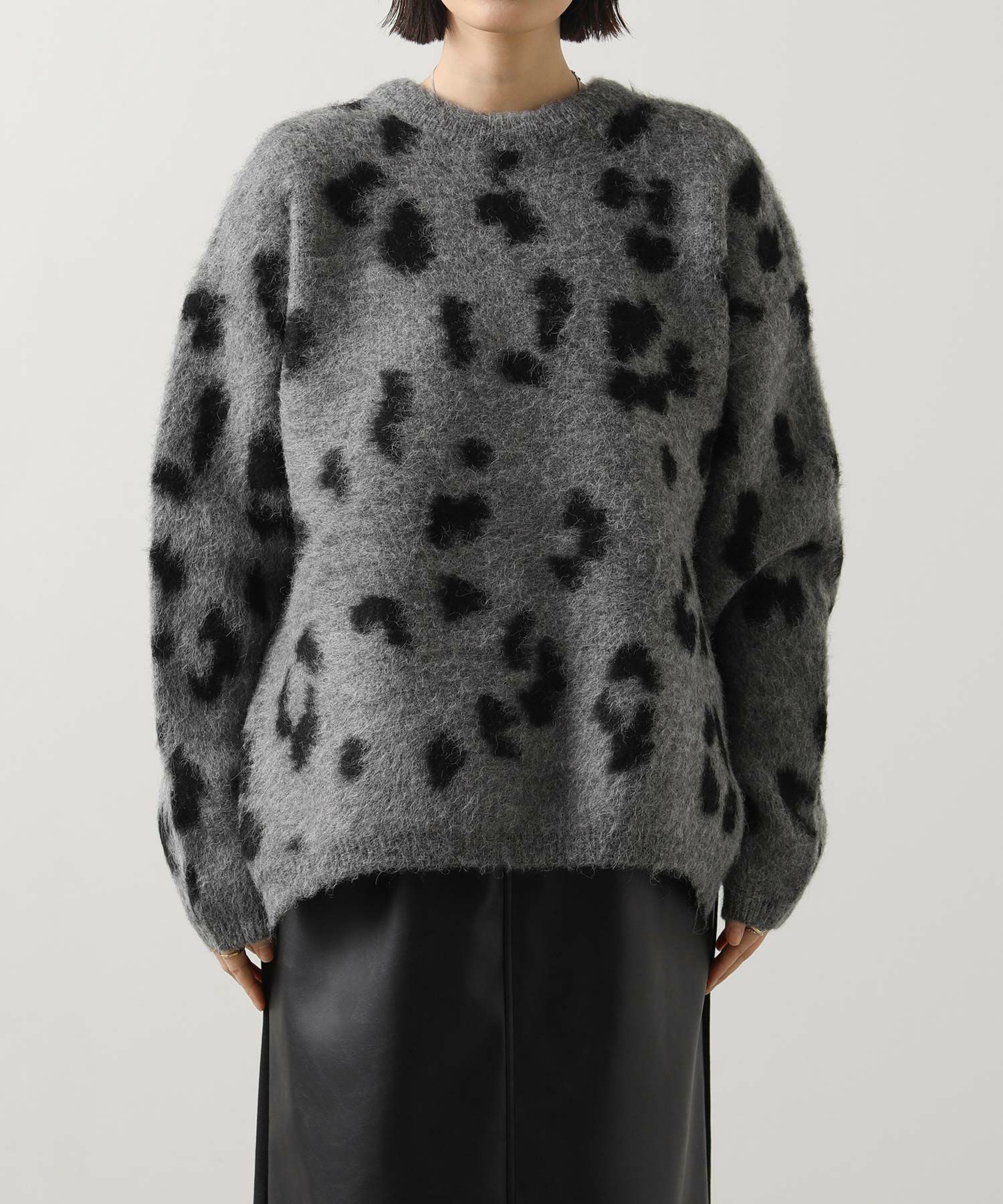 Gready Brilliantレオパードジャガードクルーネック2WAYニット