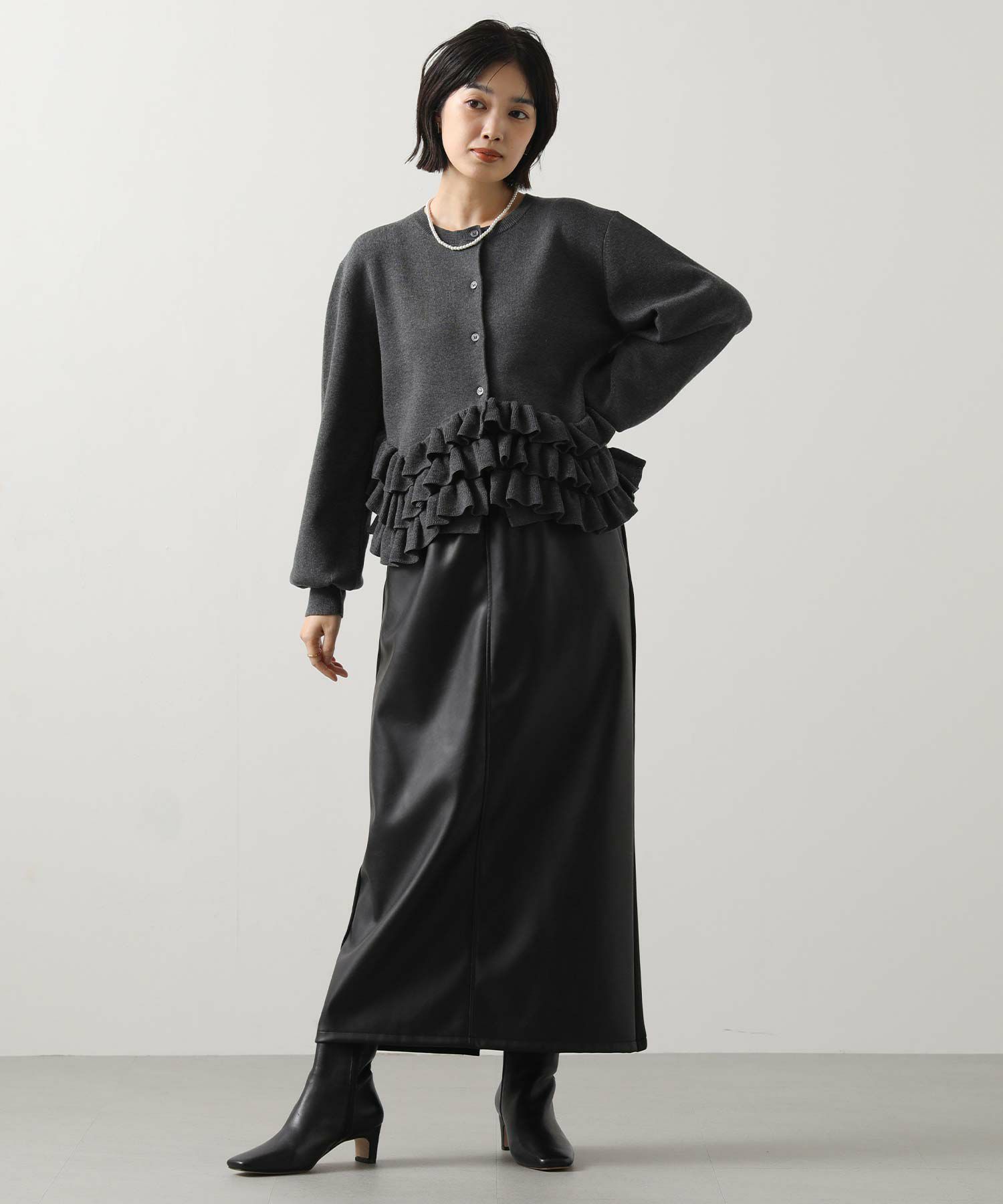 グレディブリリアン　シャギー ラメ2WAYカーディガン　黒 グレディブリリアン シャギー ラメ2WAYカーディガン 黒 グレディ