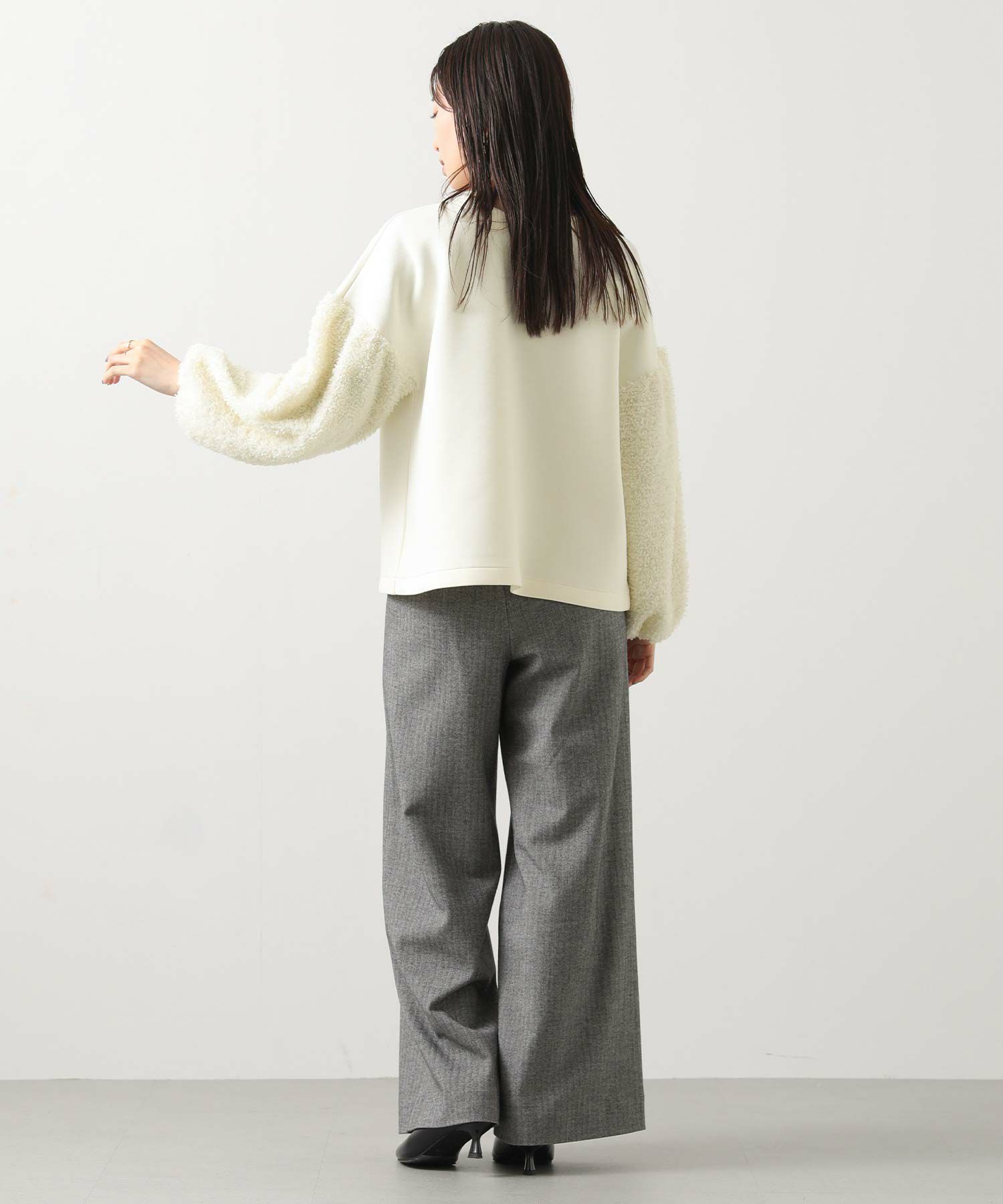 2025秋冬　新品　グレディブリリアン　2wayリボンジャガードパフスリーブPO Gready Brilliant2wayリボンジャガードパフスリーブプルオーバー