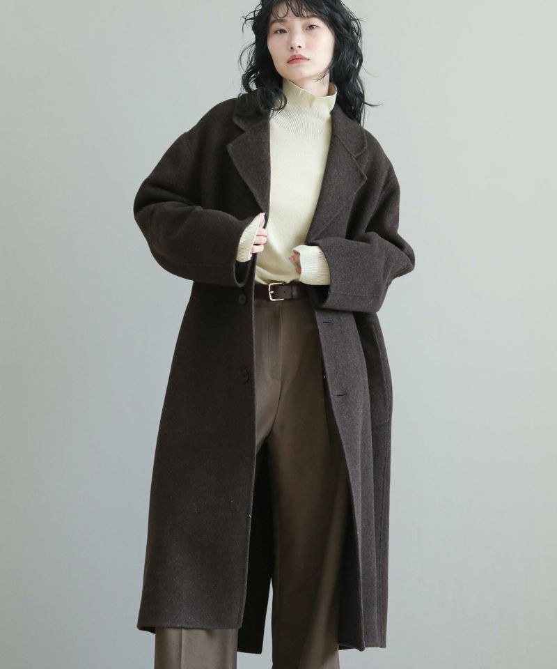 ダークブラウン