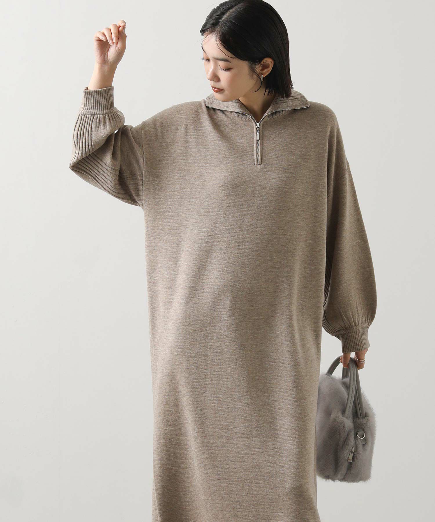 Gready Brilliantハイネックジップスムースワンピース | SEKIMIKI Online