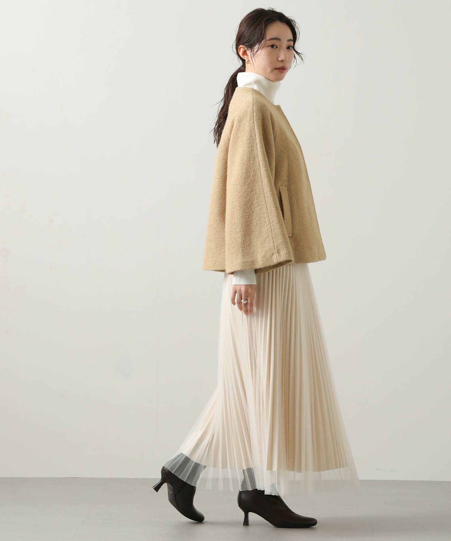 Gready Brilliantブークレケープコート | SEKIMIKI Online