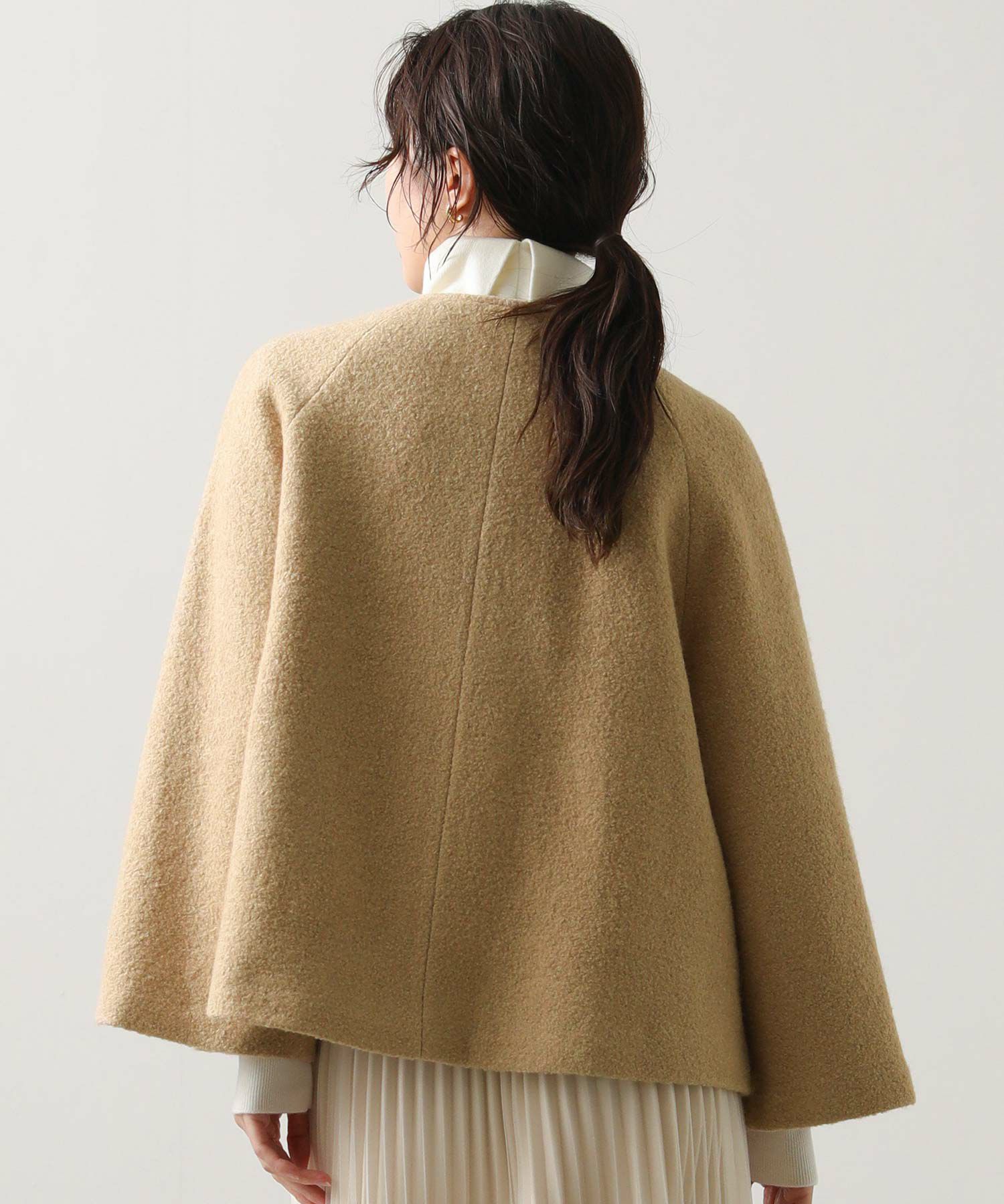 Gready Brilliantブークレケープコート | SEKIMIKI Online